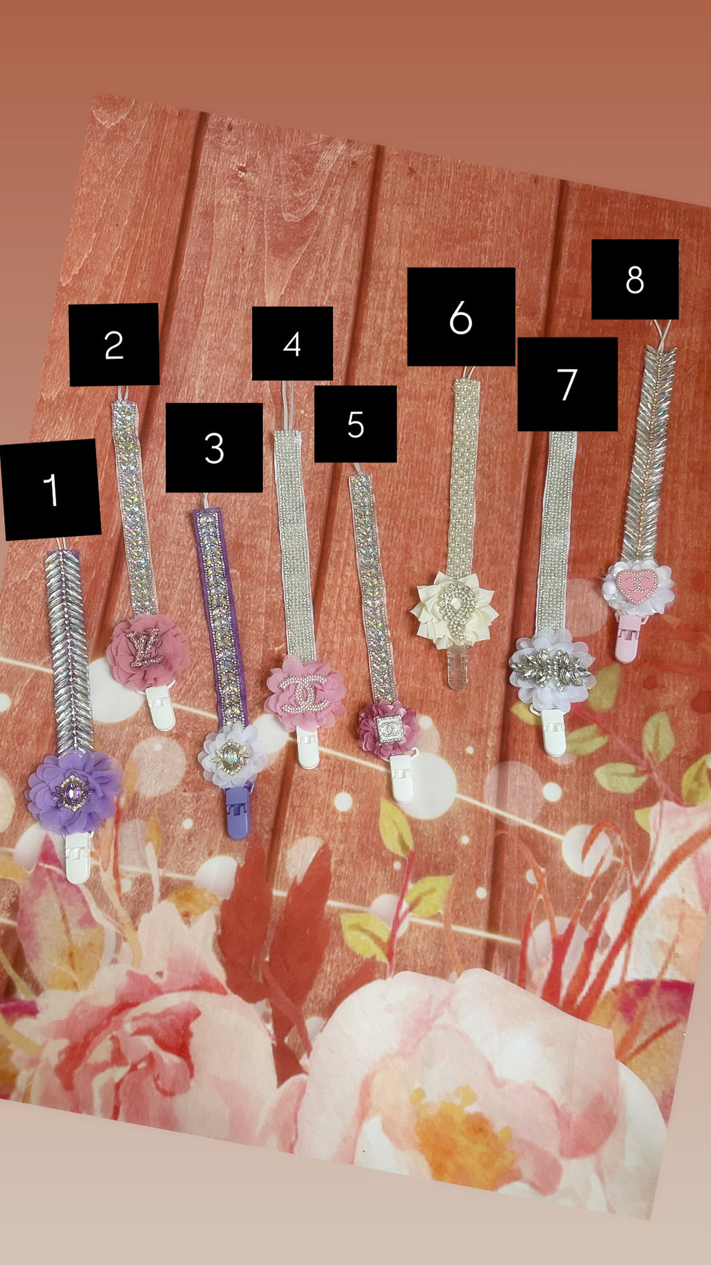 Baby pacifier clip