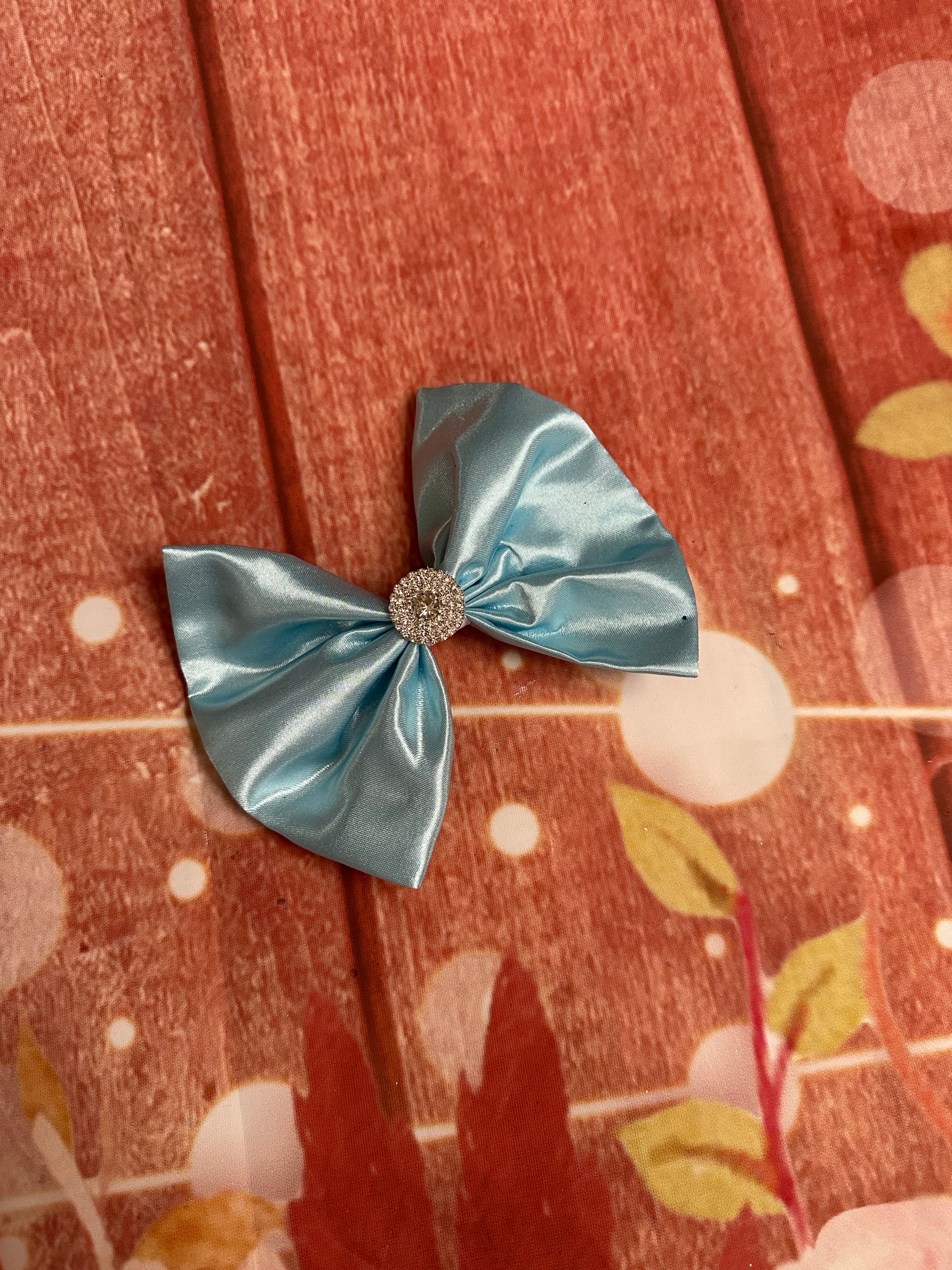 5 inch Solid color hair bow