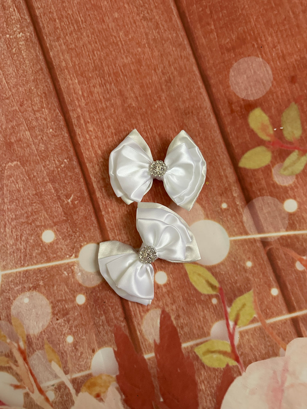 All white piggy clips