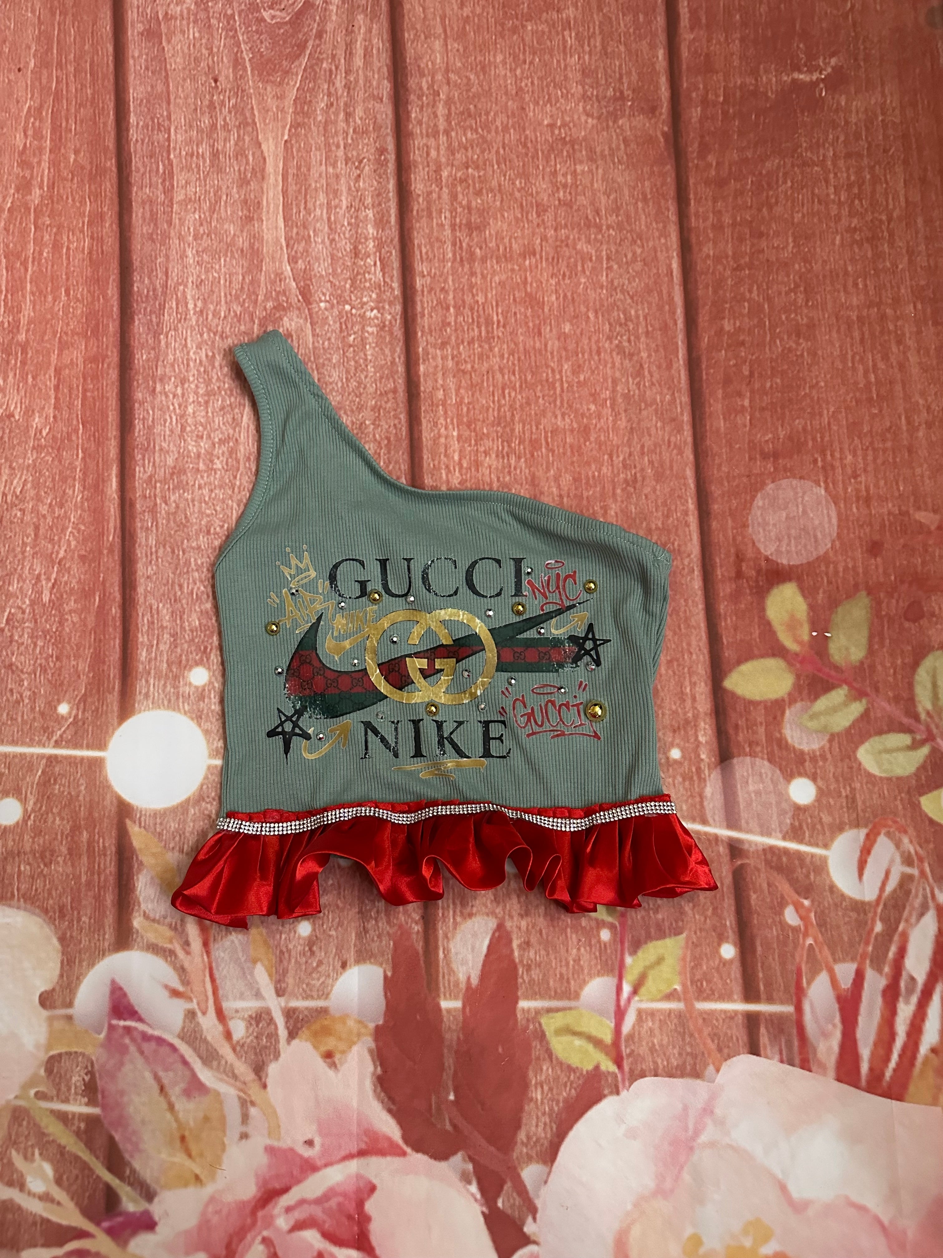 5y gg crop top