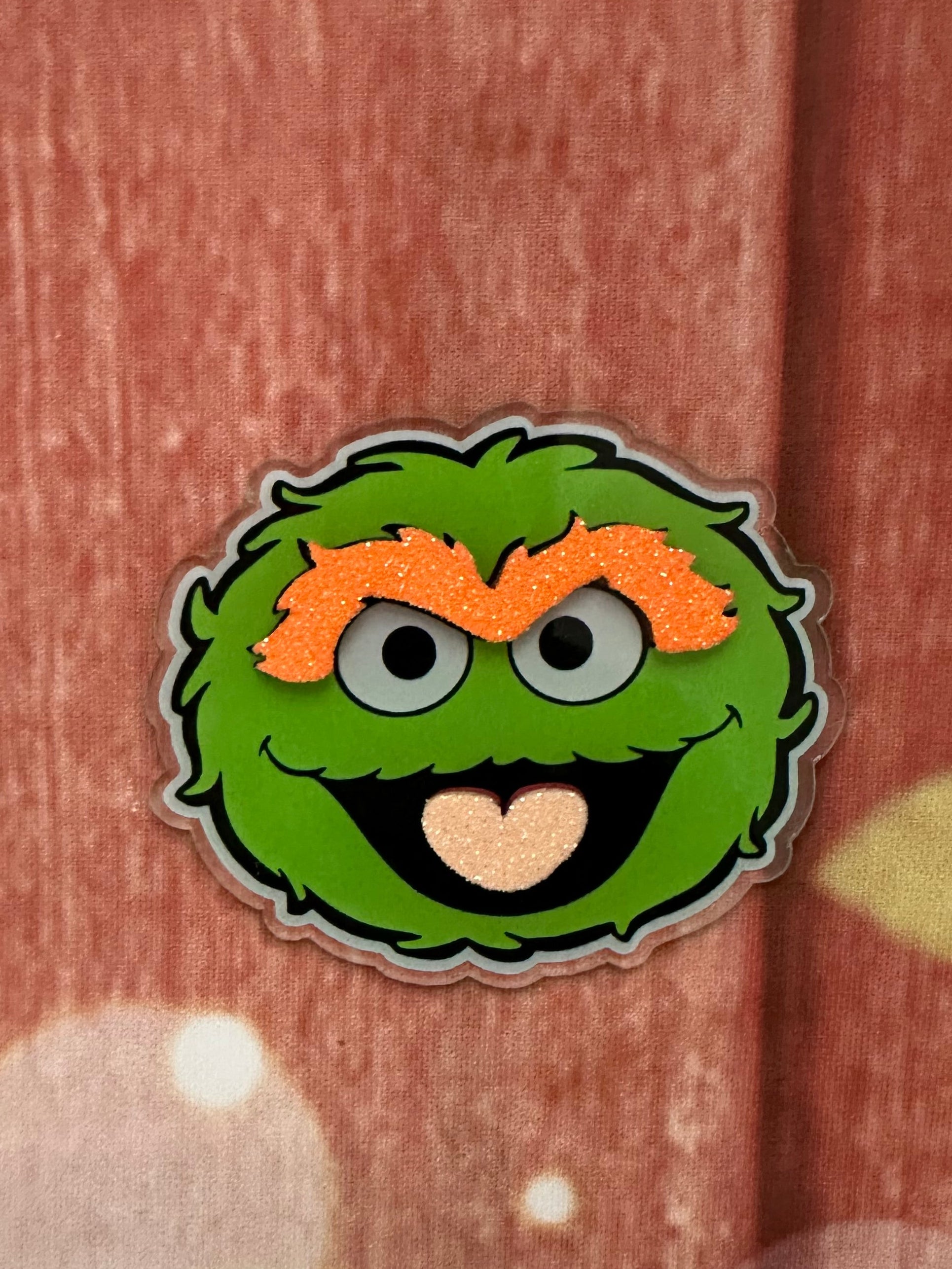 Velcro center Oscar the grouch sesame