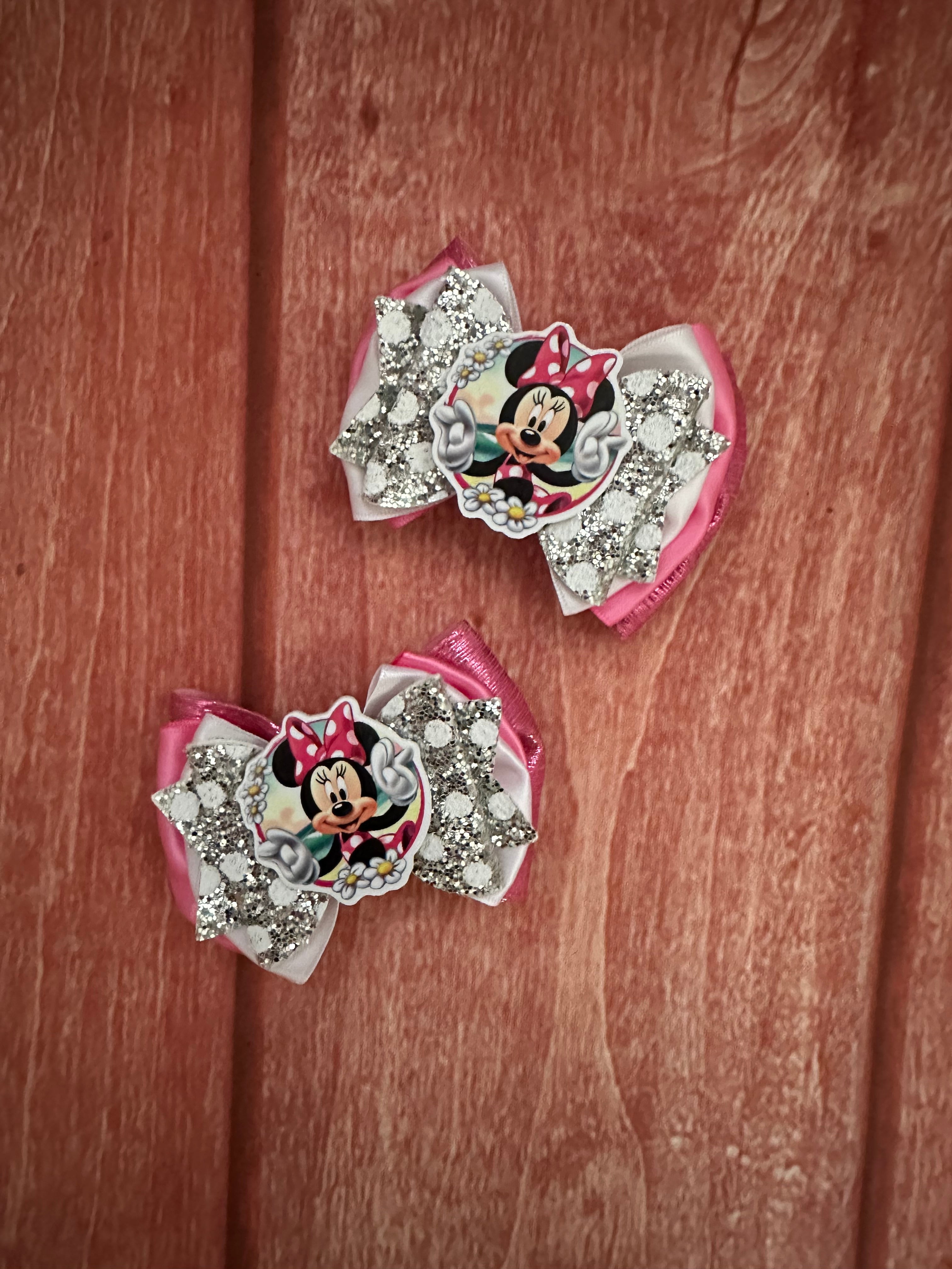 Minnie Mouse piggy clip