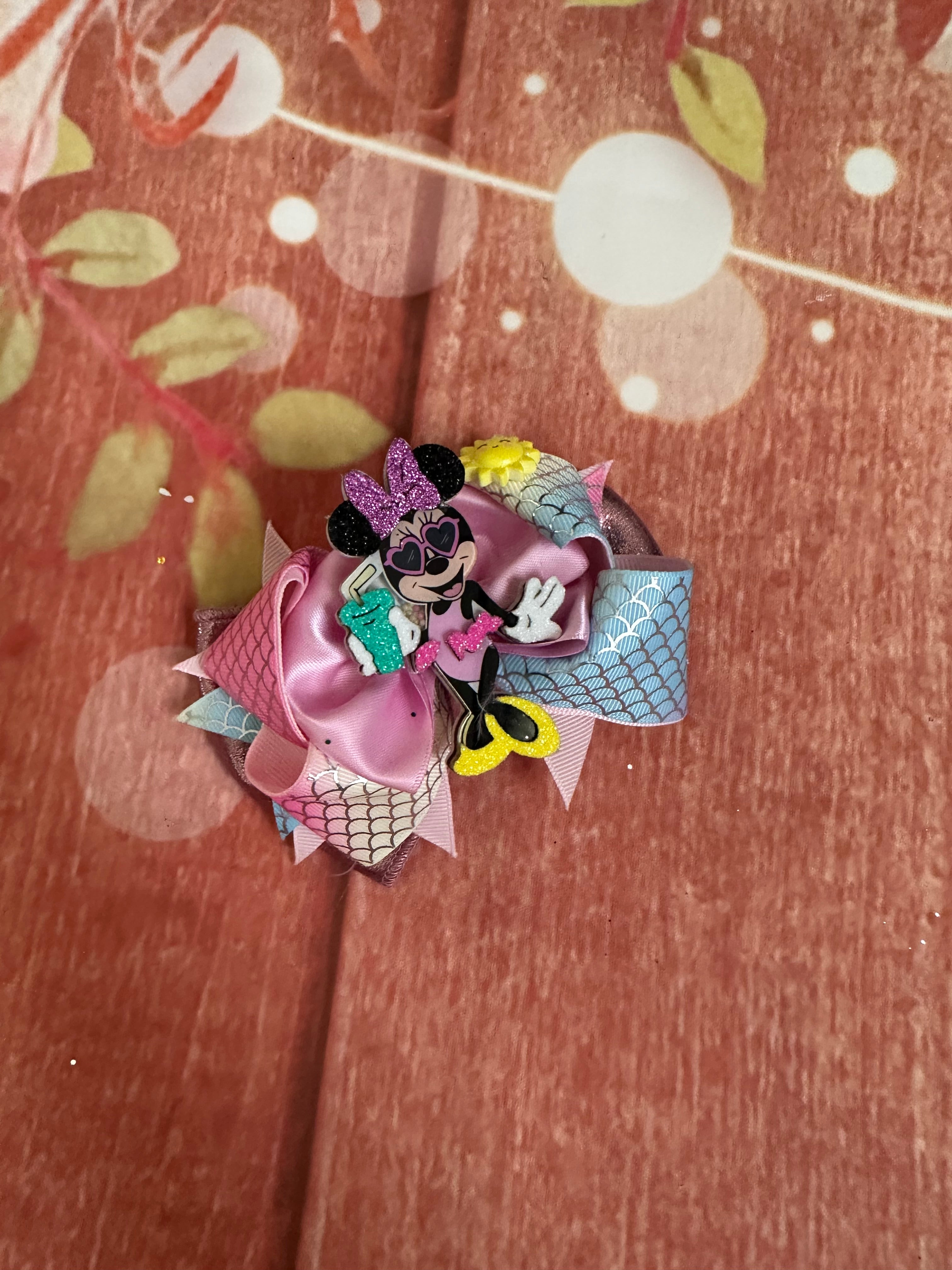 Summer fun Minnie bow 5 inch