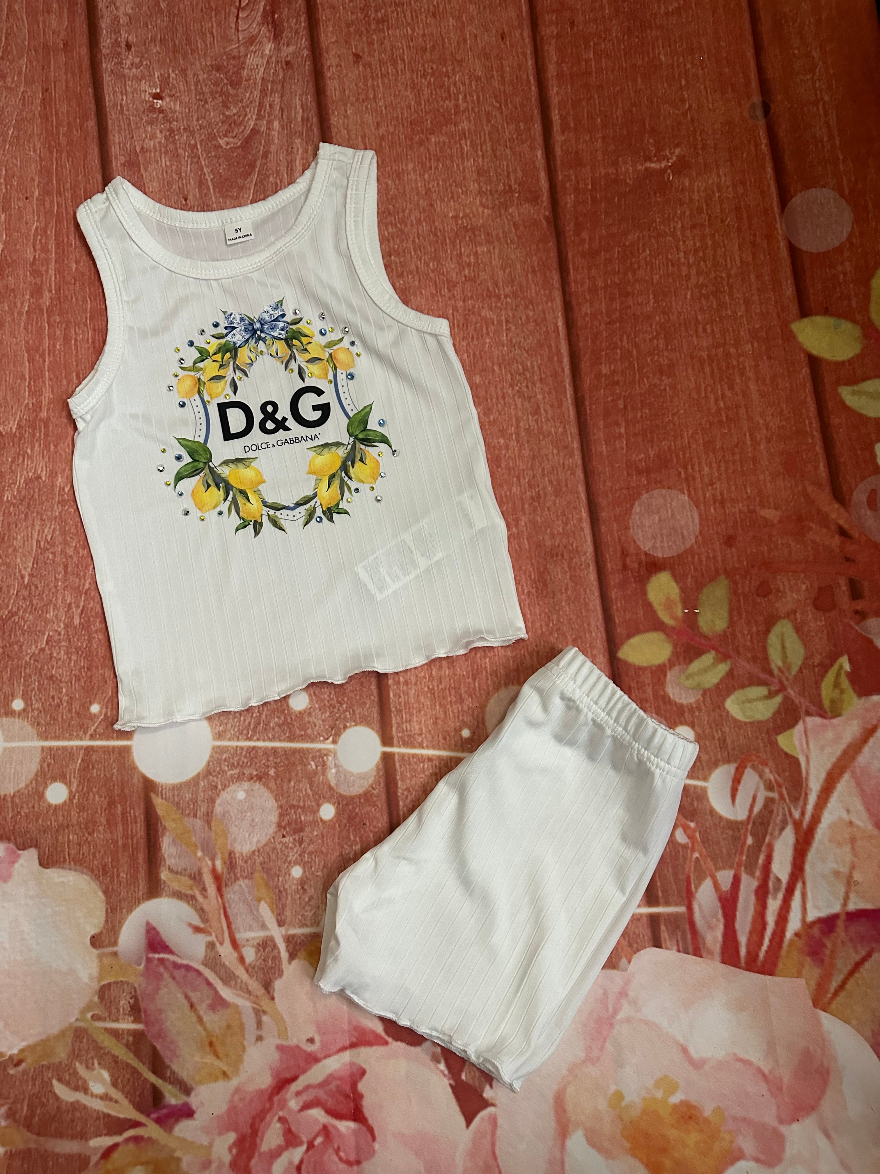 4y D&G short set