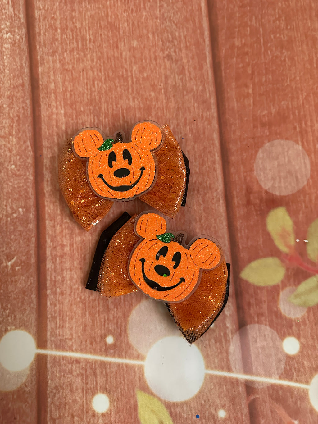 Piggy size Halloween hair bow
