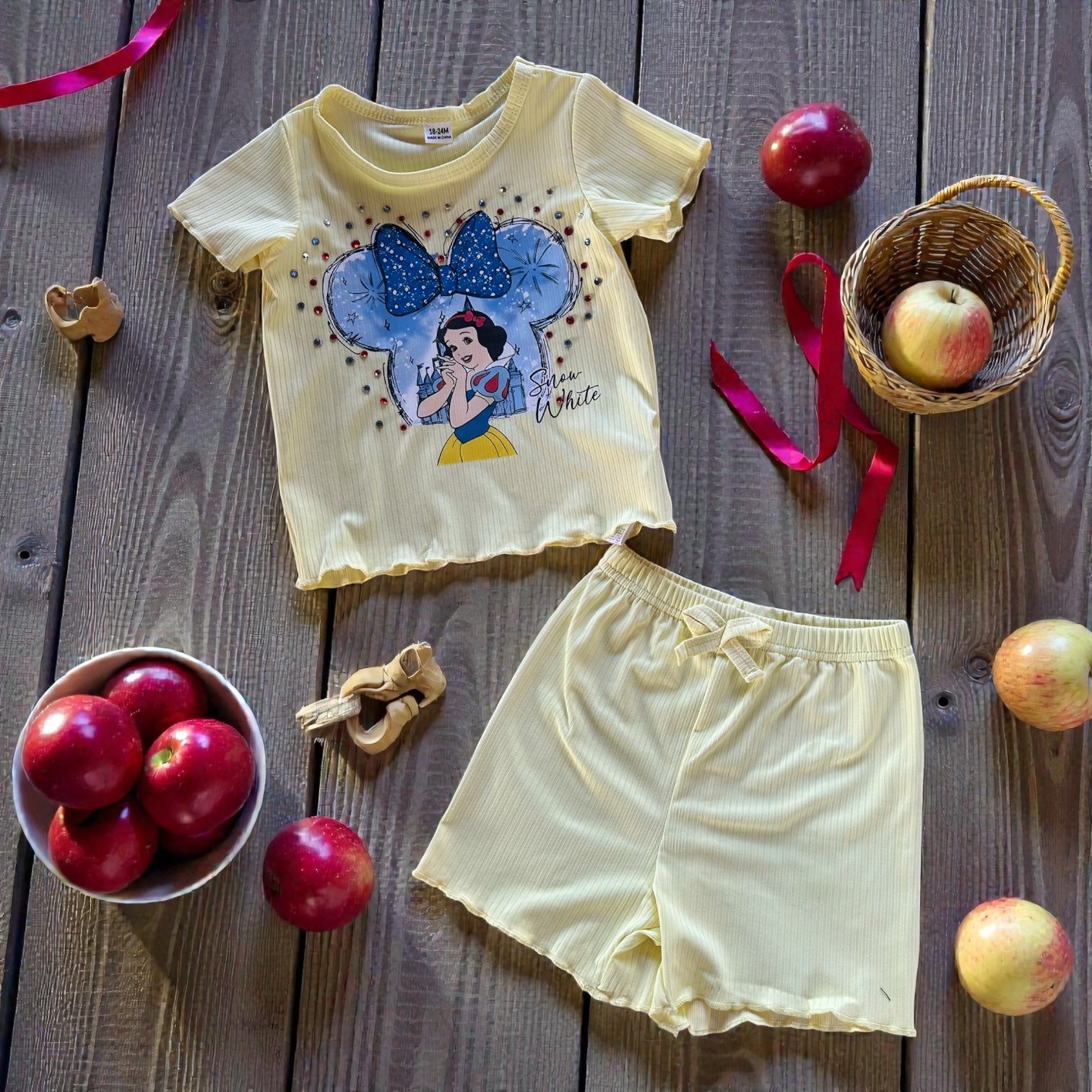18/24 Snow White short set
