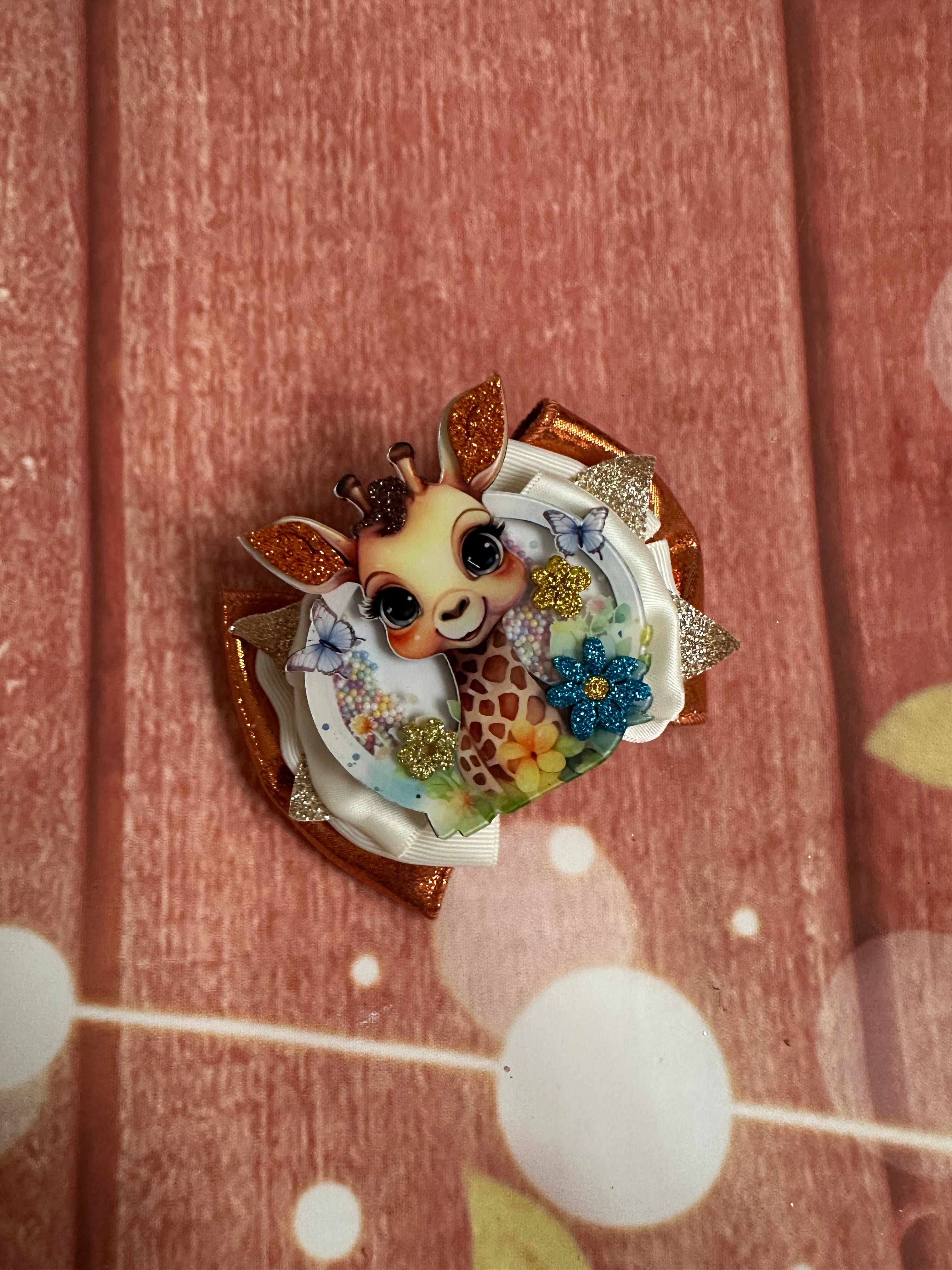 Giraffe zoo piggy clip