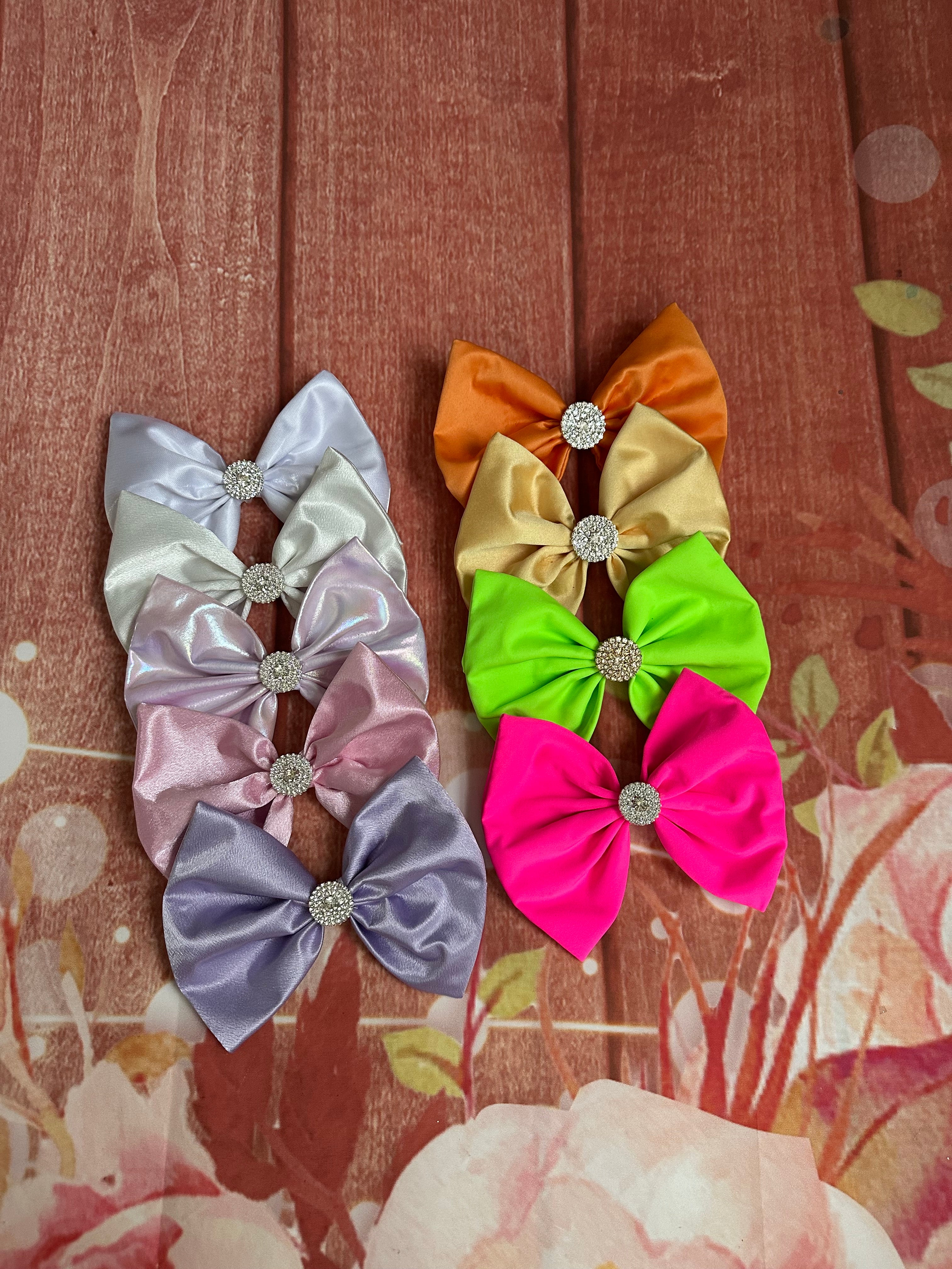 5 inch Solid color hair bow