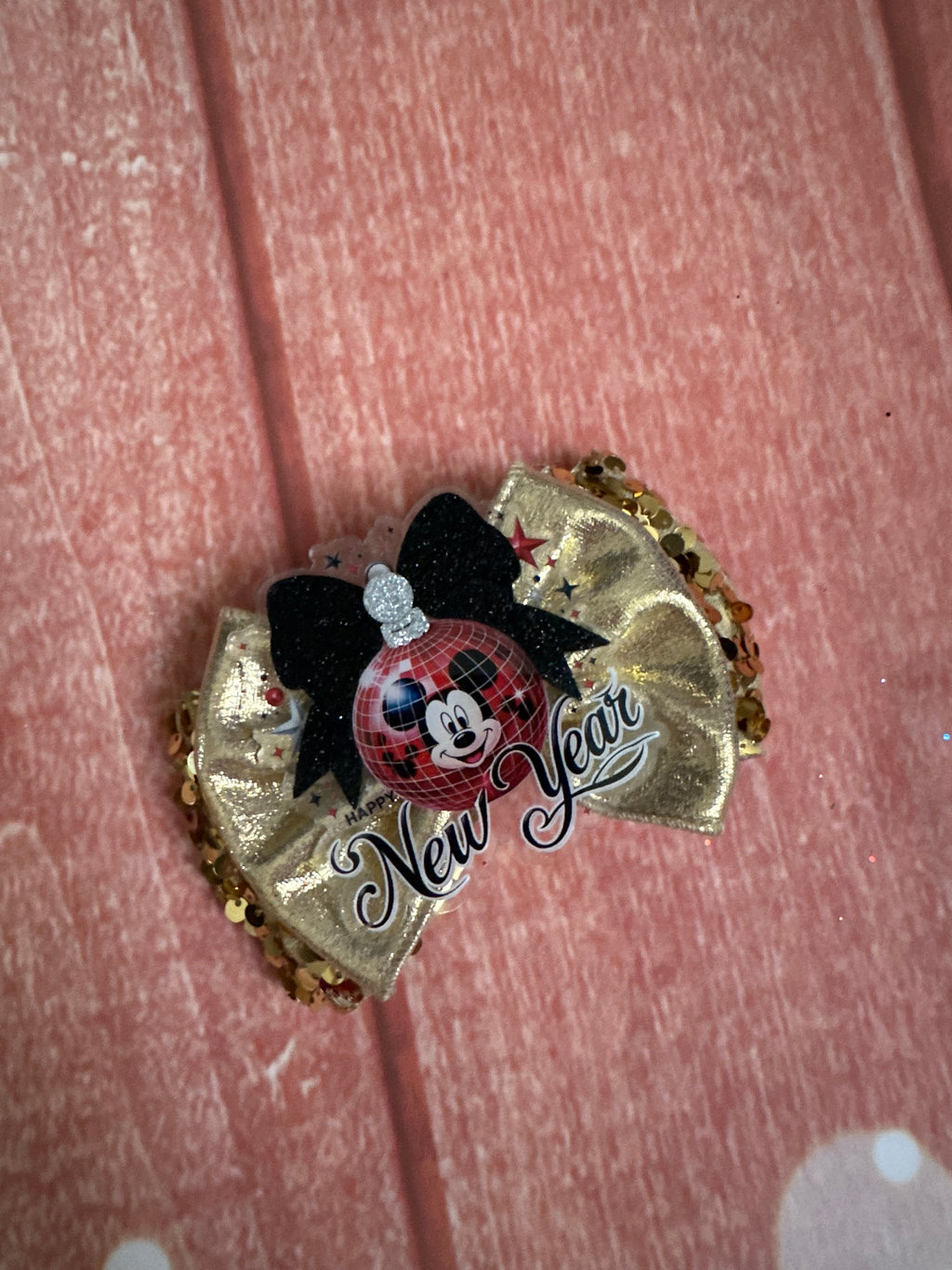 Xl Disney new years bow