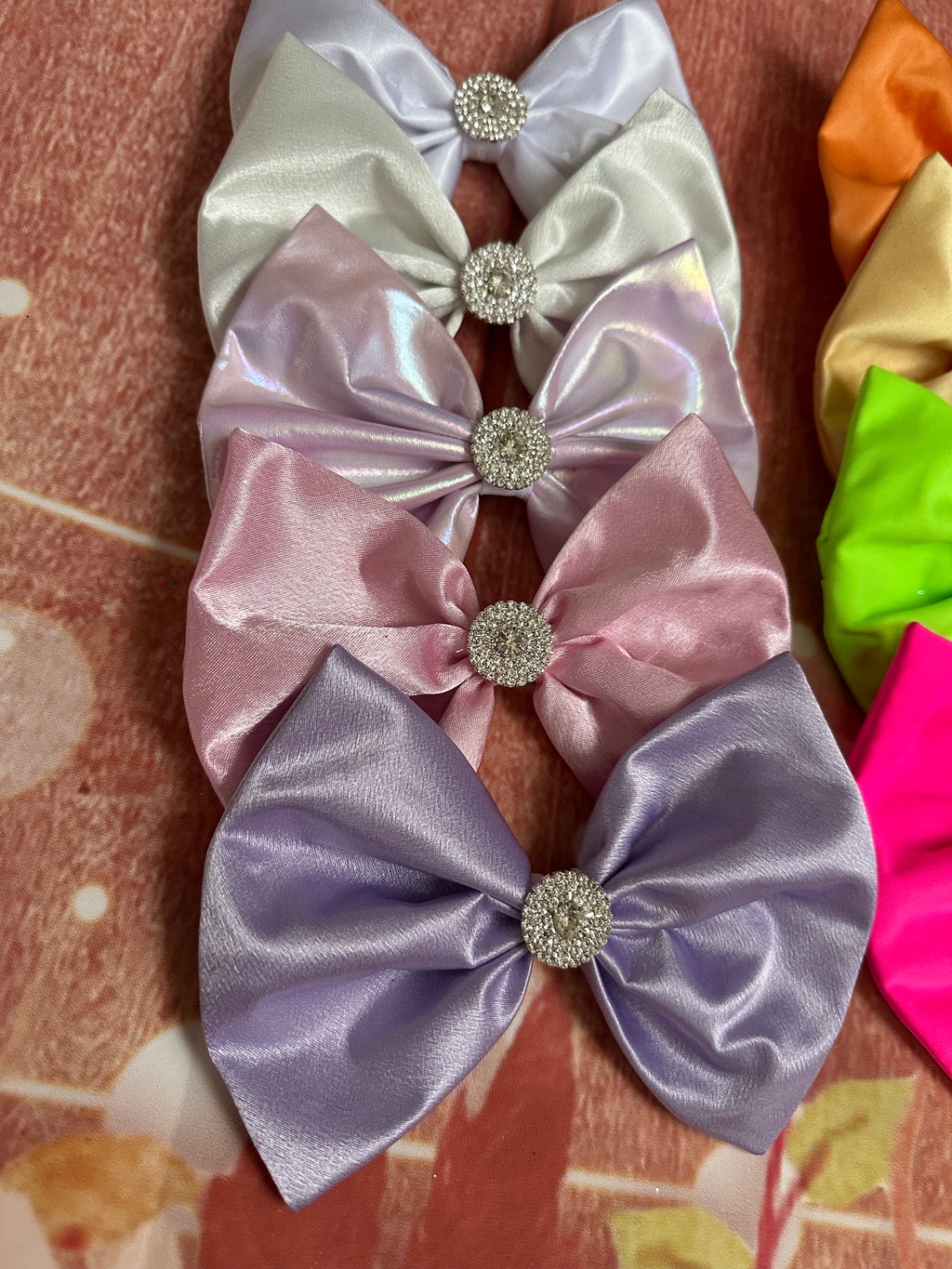 5 inch Solid color hair bow