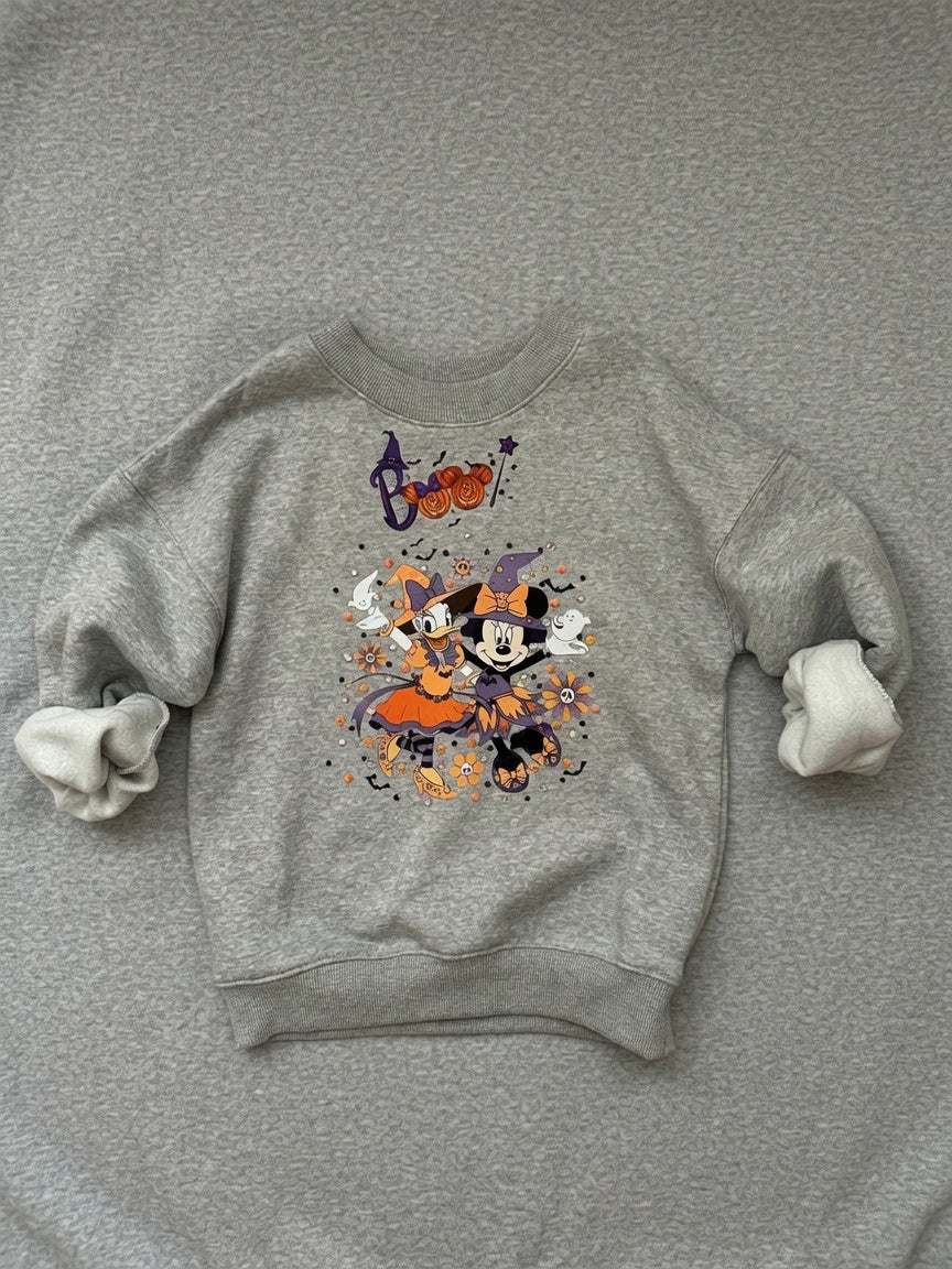 7/8 Disney Halloween sweatshirt