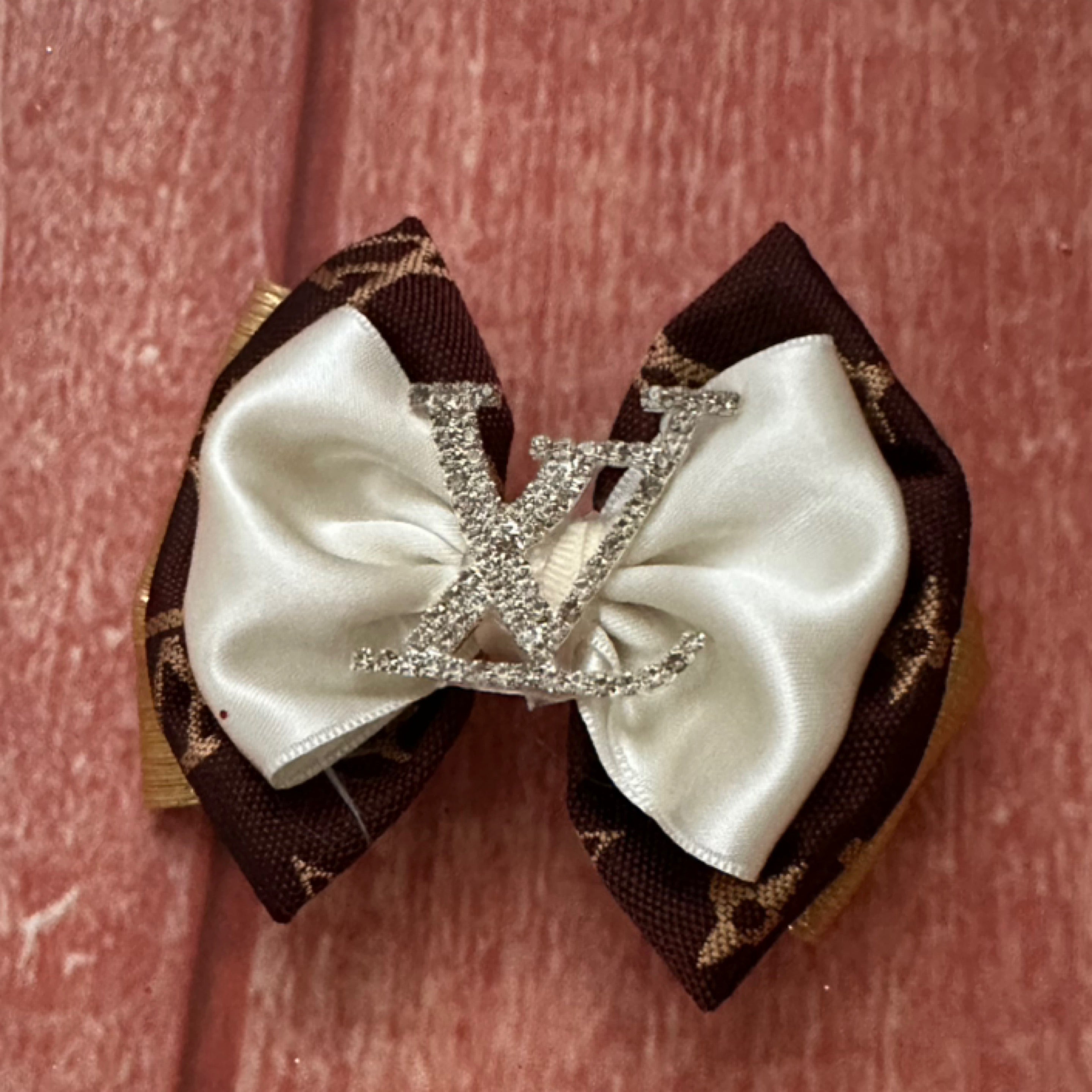 Lv piggy size clip