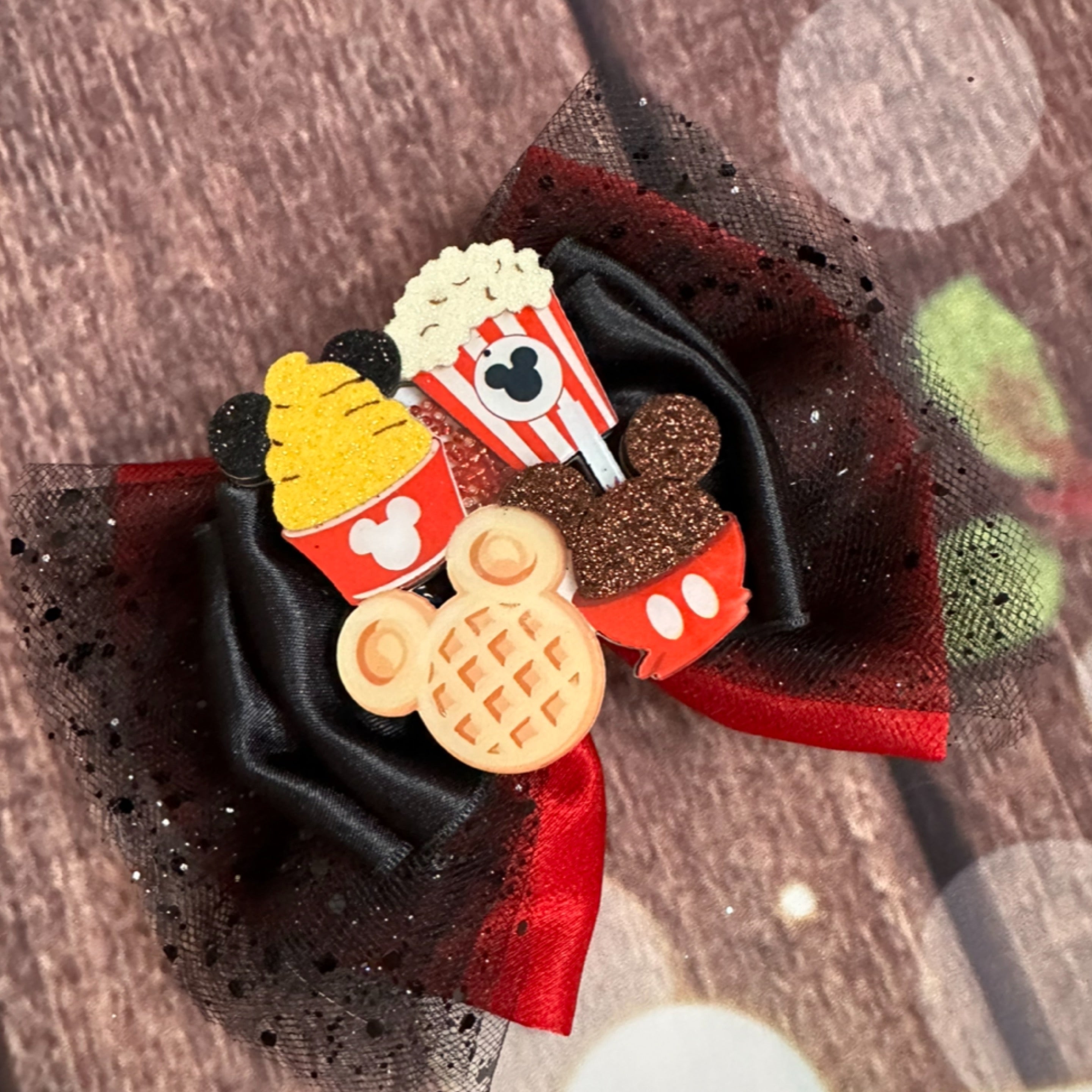 Magic kingdom snacks bow