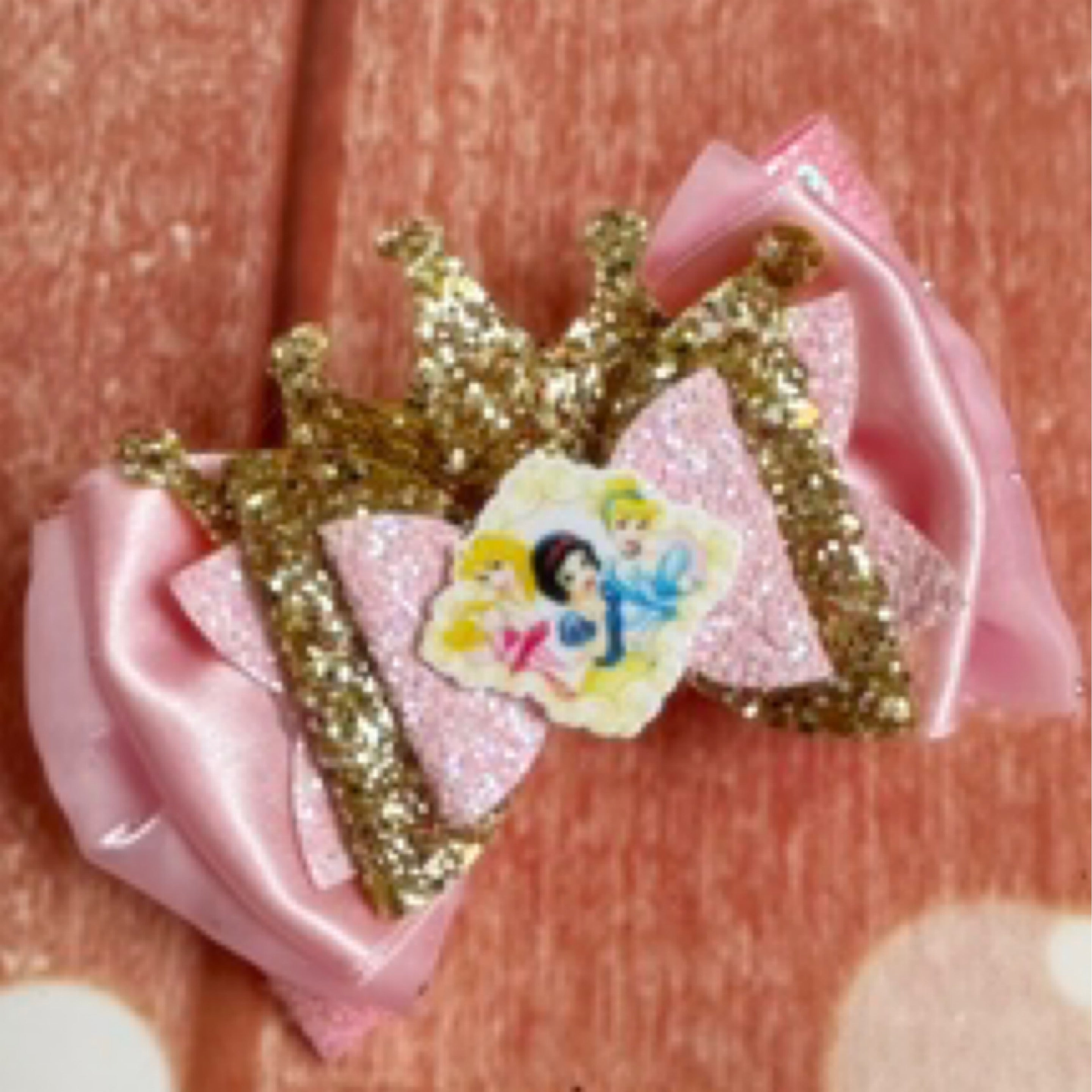 Xl piggy princess bow