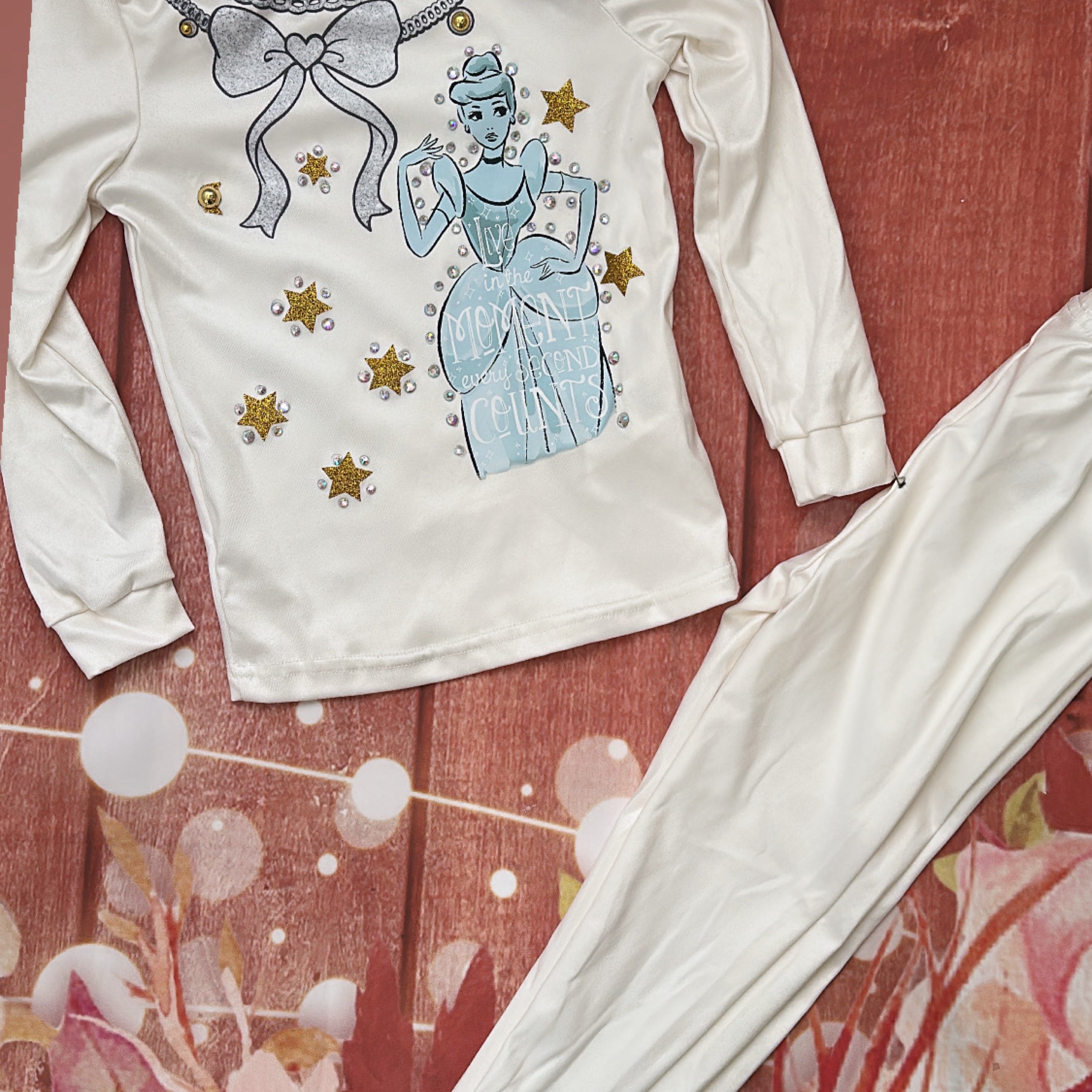 6y Cinderella lounge set