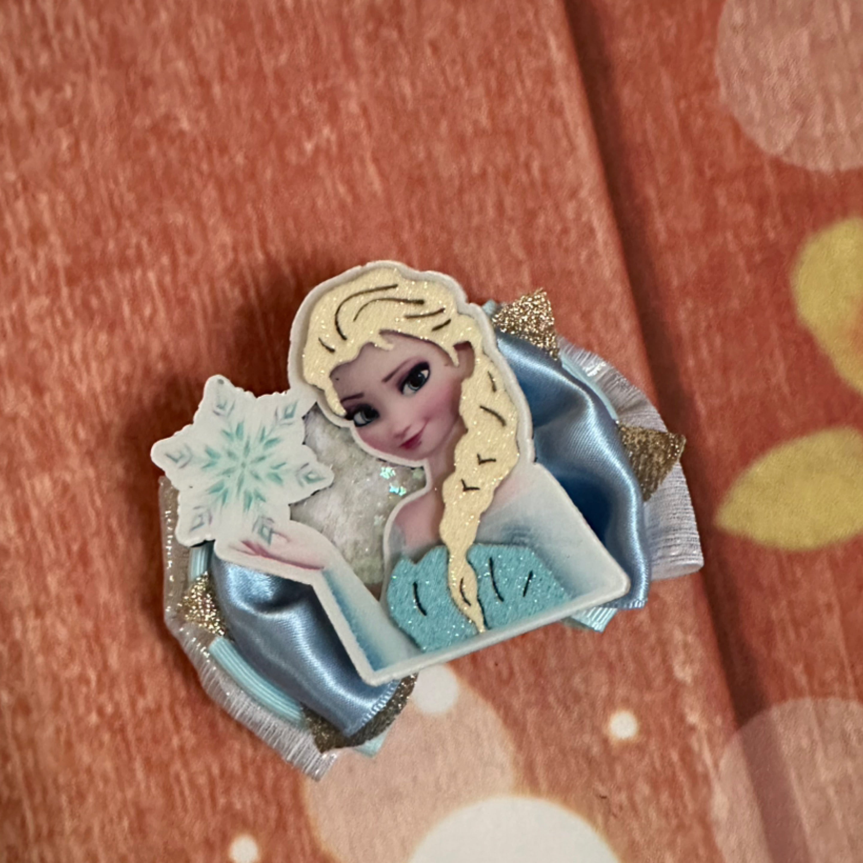 Elsa piggy bow