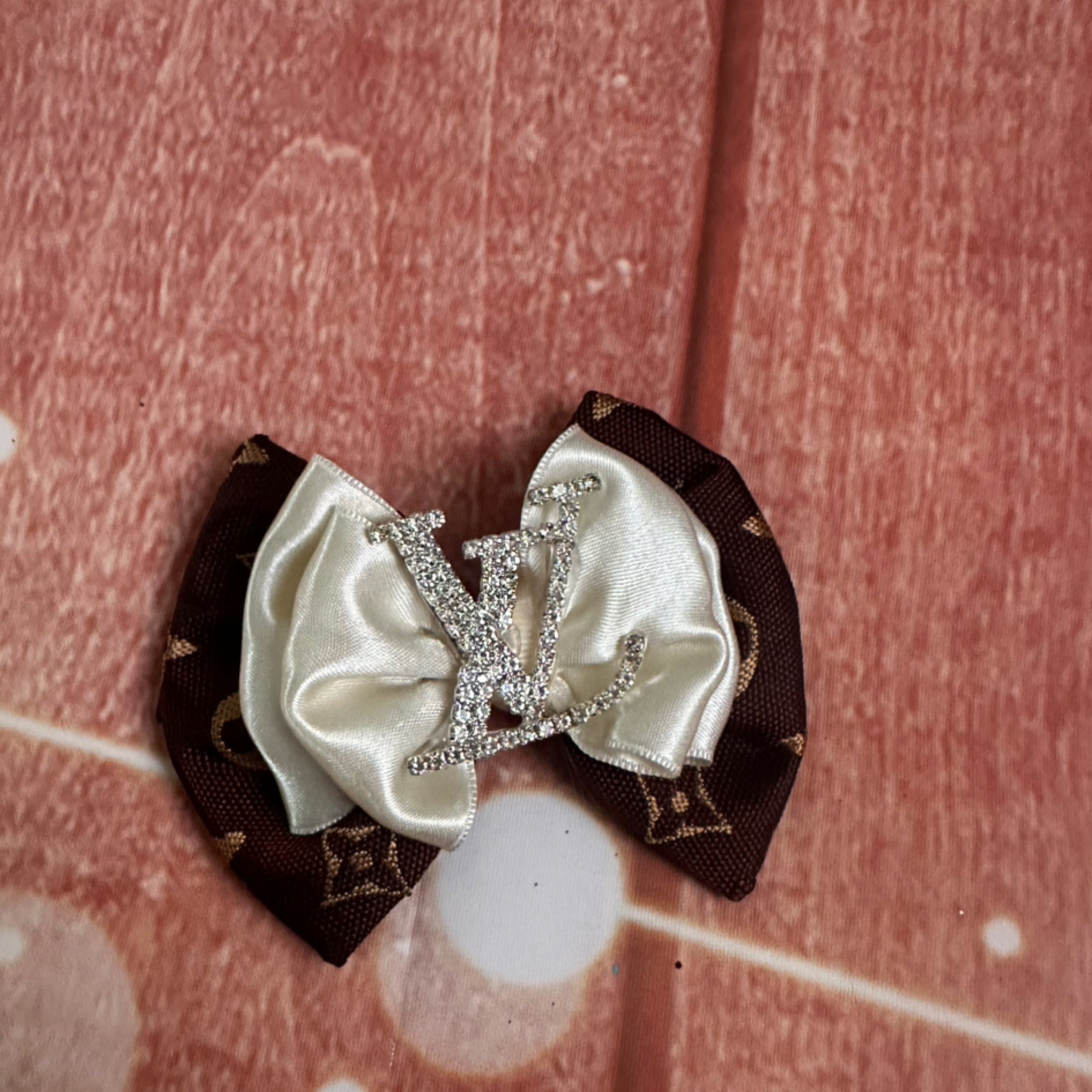 Piggy size LV clip
