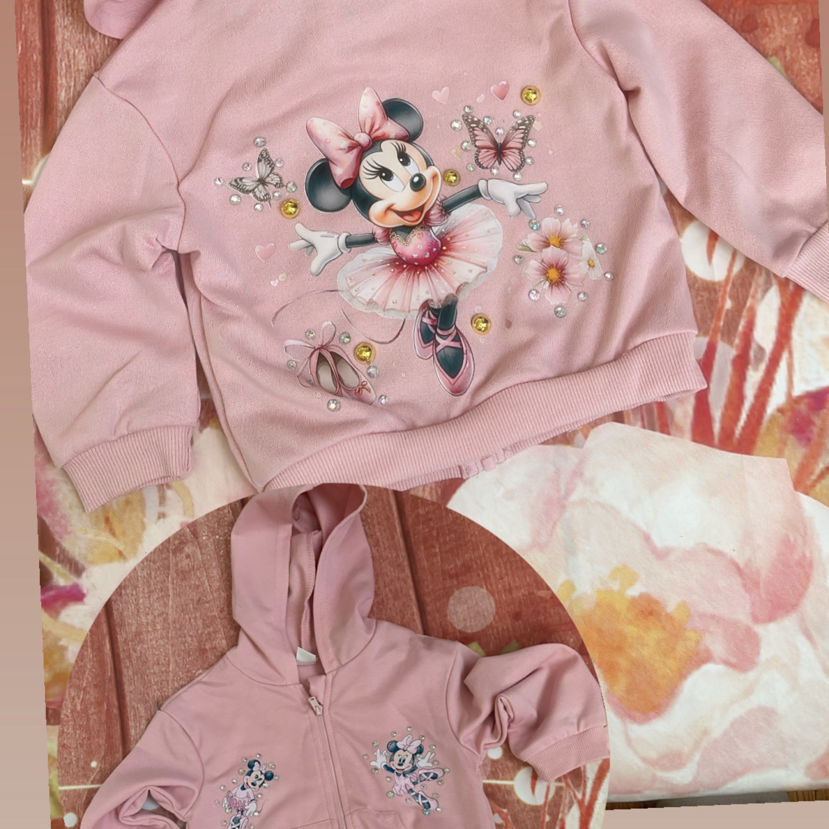 12/18 zip up sweatshirt Minnie Mouse ballet