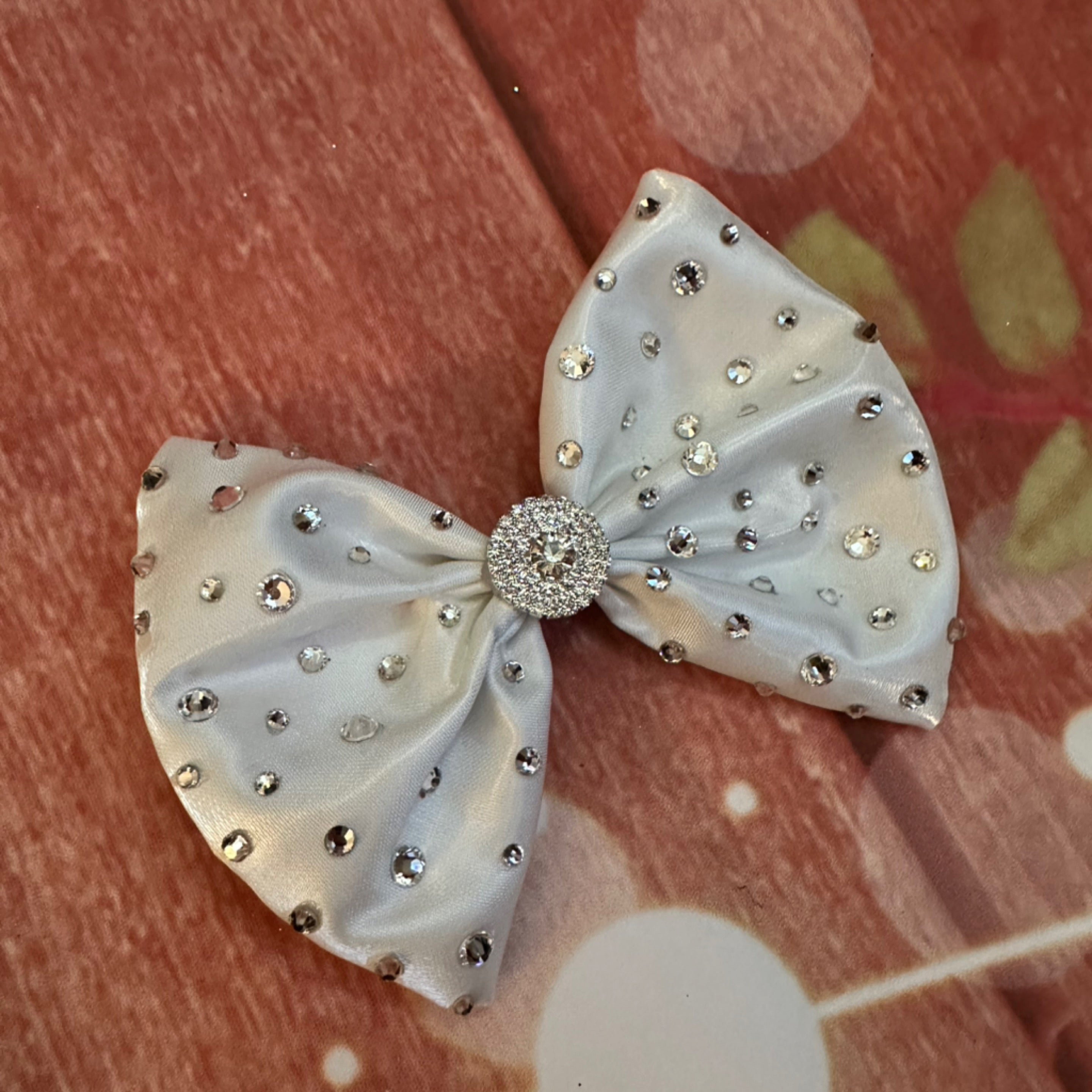 Liquid satin white 6 inch