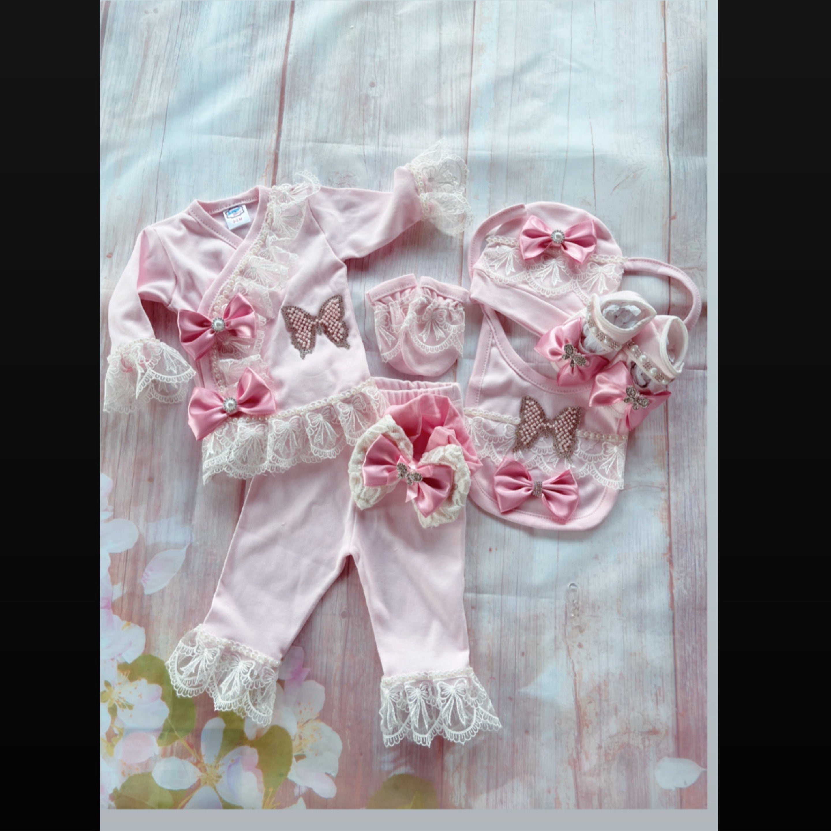 Butterfly baby hospital outfit