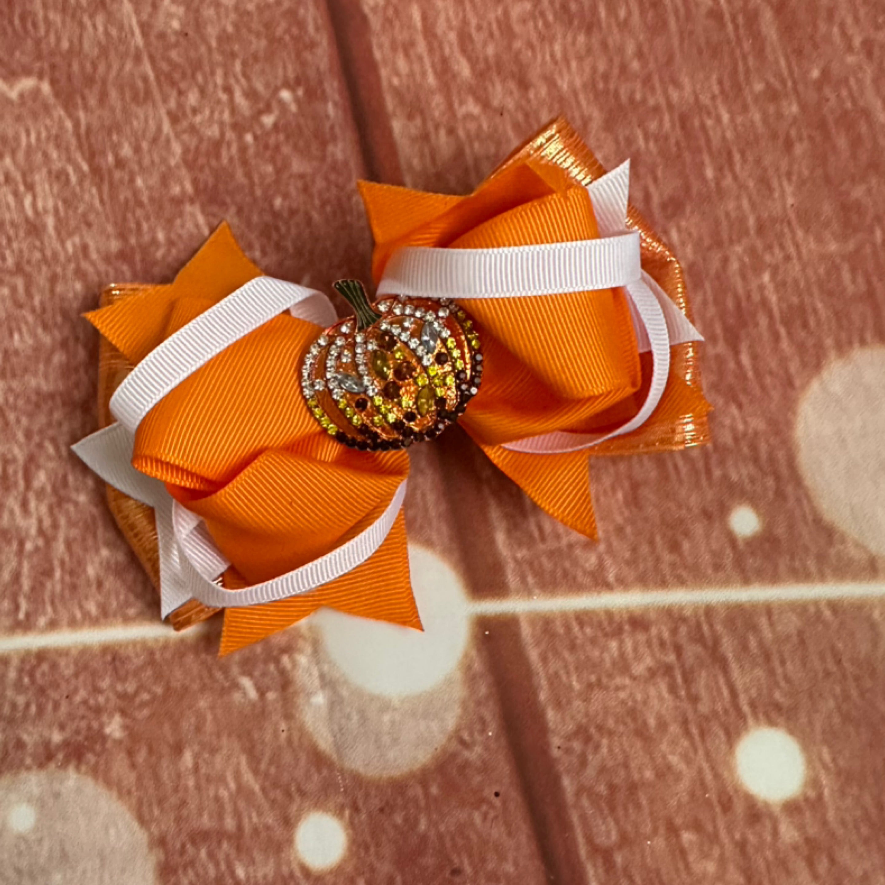 Pumpkin picking hair bow