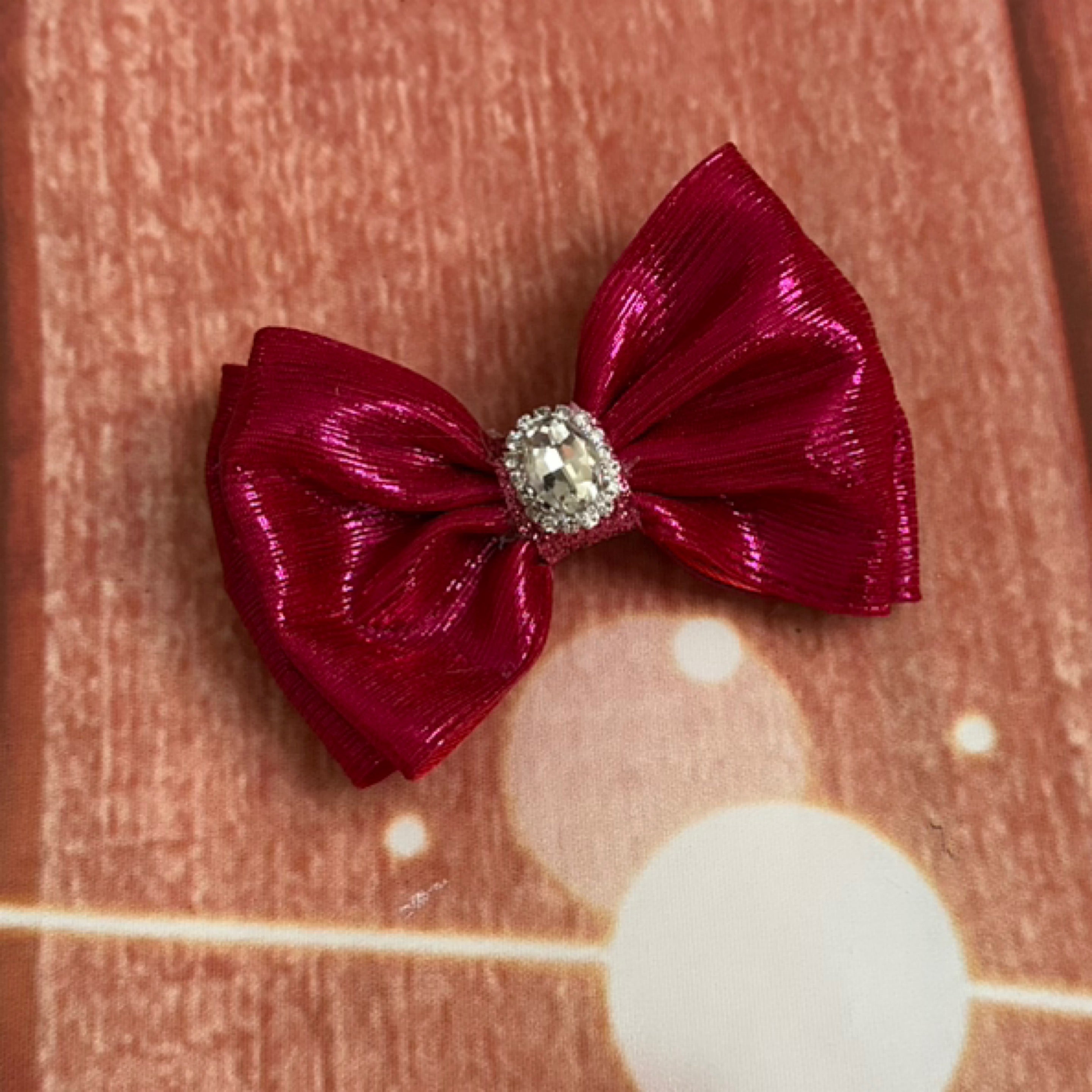 Fuchsia piggy clip