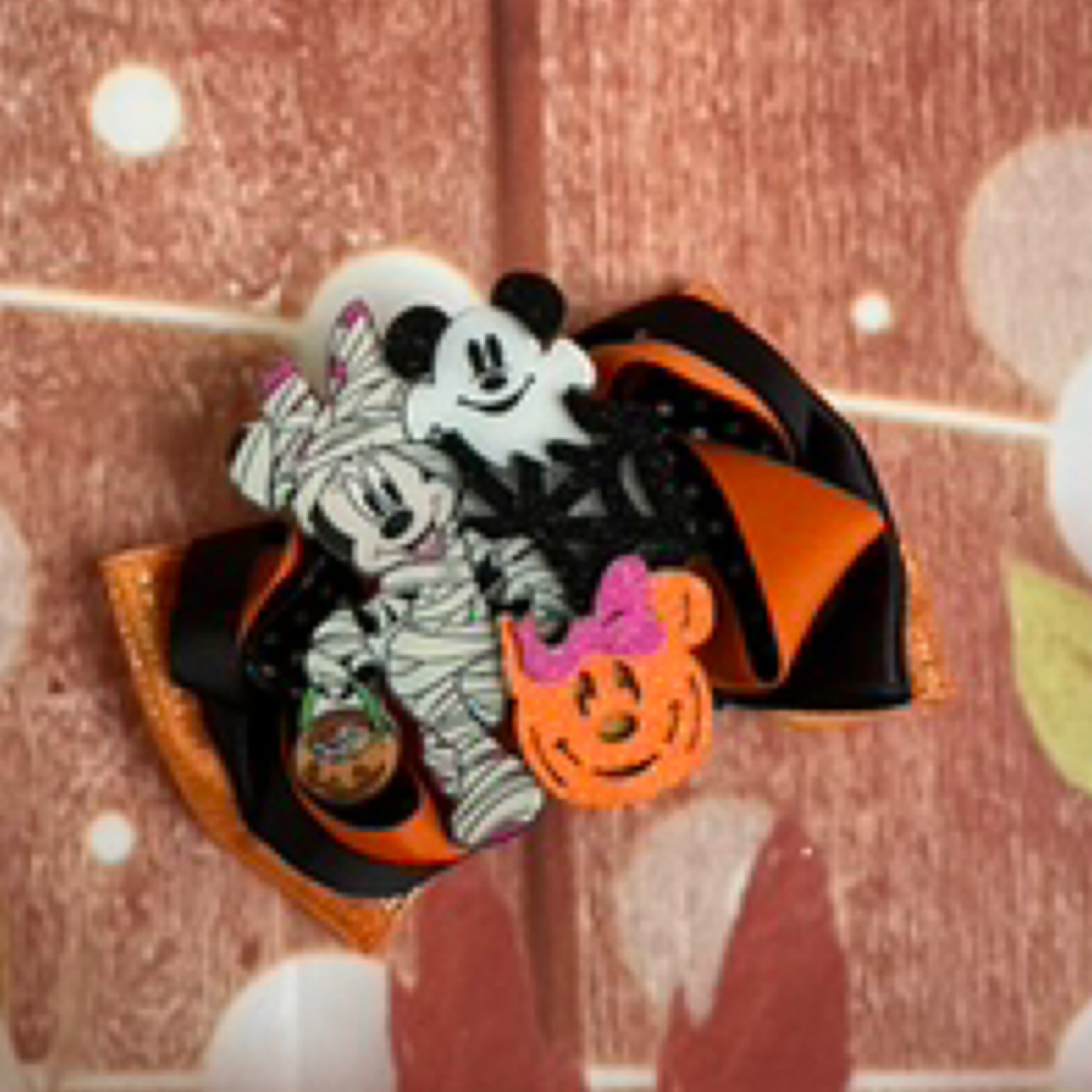 Xl Disney Halloween piggy clip