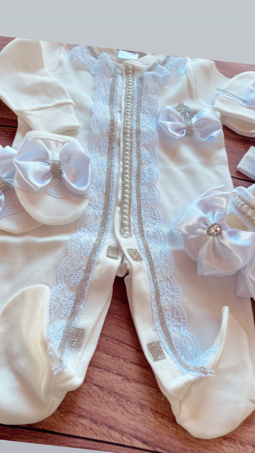 Coming home outfit full set