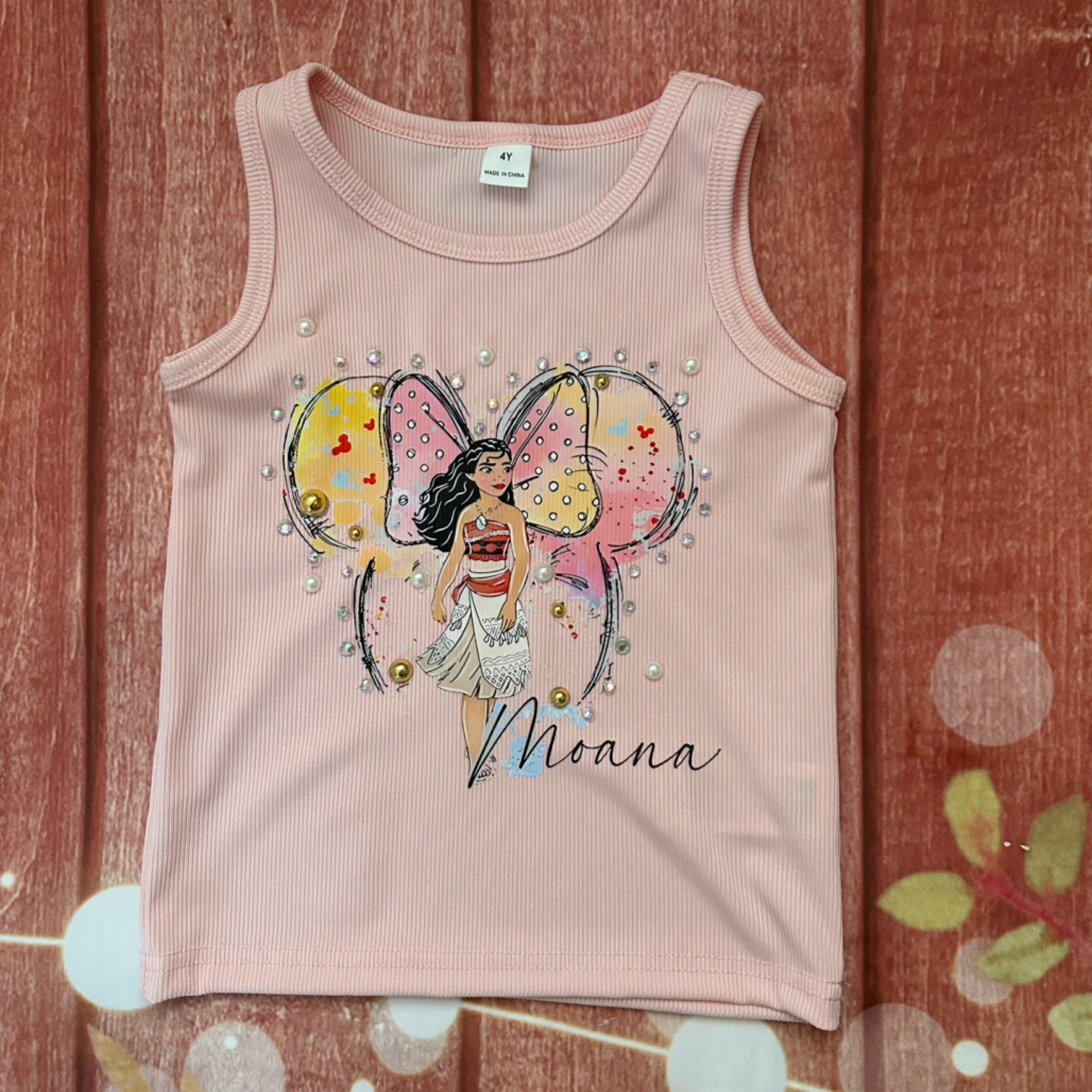 4y Moana tank