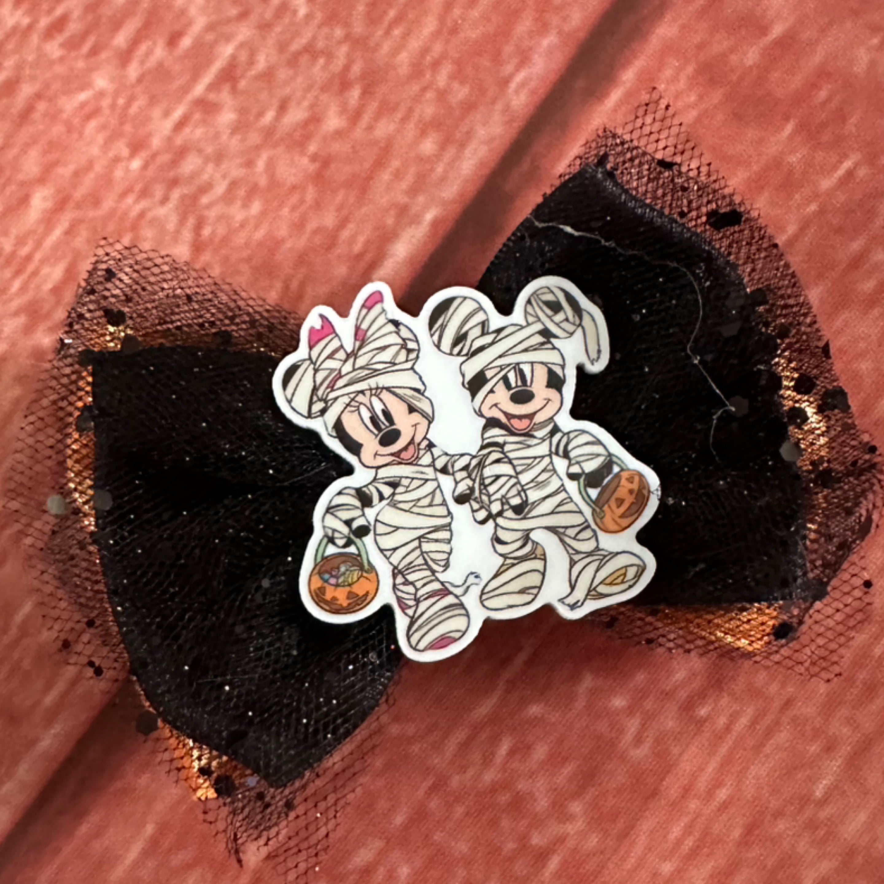 Mickey and Minnie single piggy clip