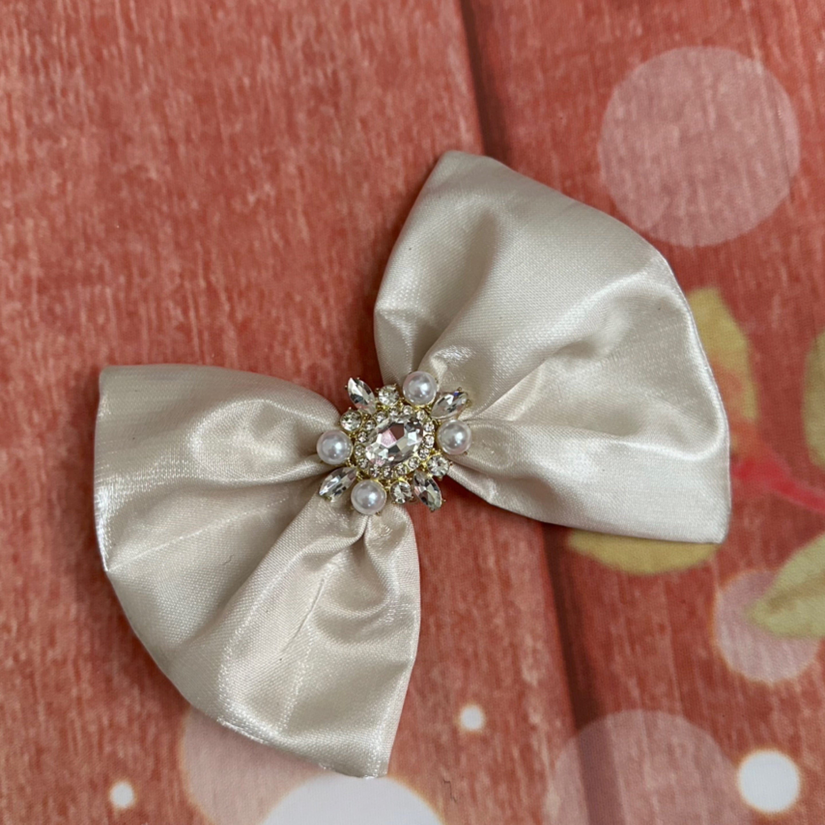 Liquid satin champagne 5 inch