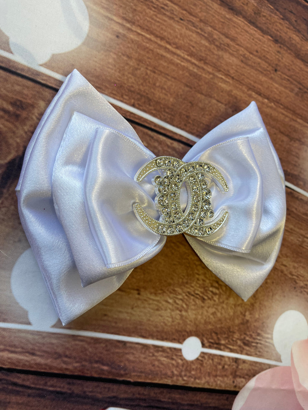 White bow