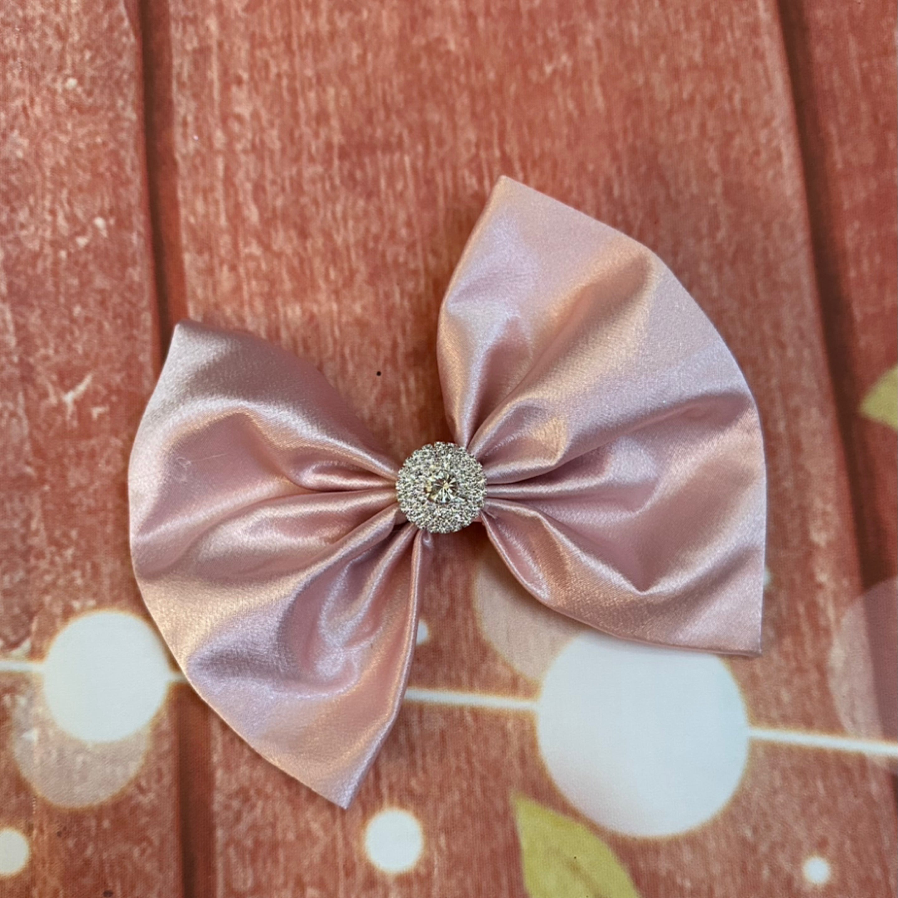5 inch dusty pink satin clip