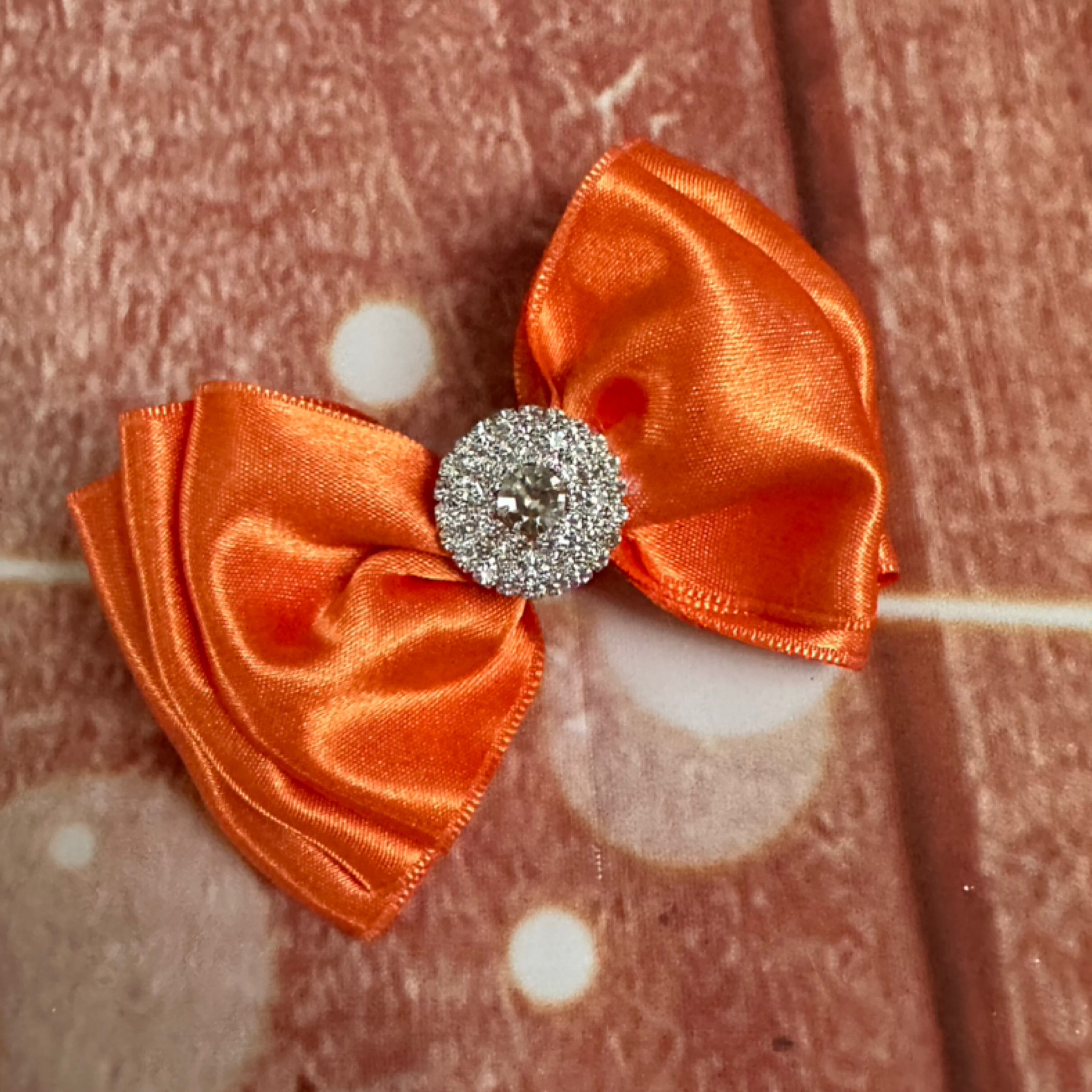 Single satin orange piggy