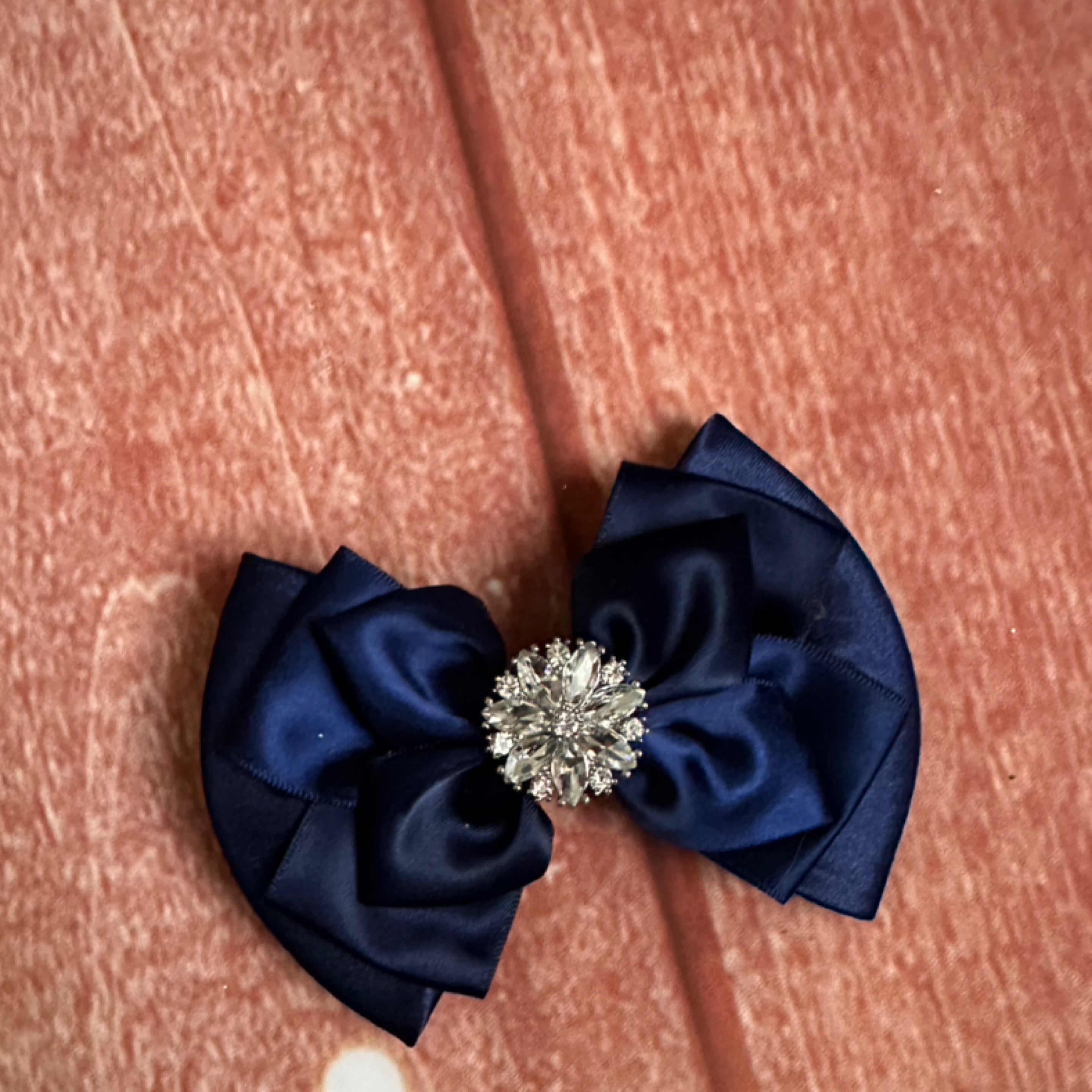 4 inch navy hair clip