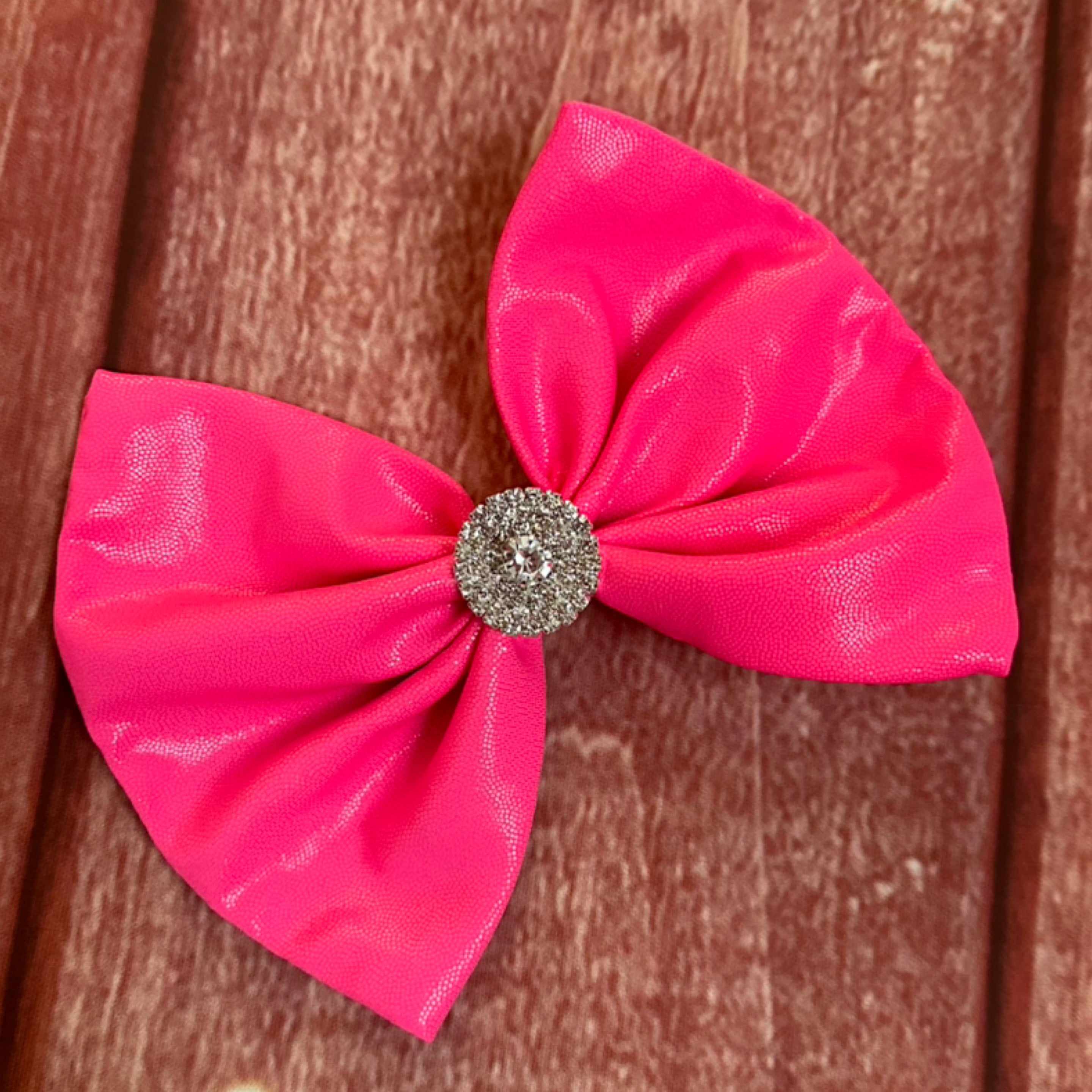 Shimmer hot pink hair clip 6 inch