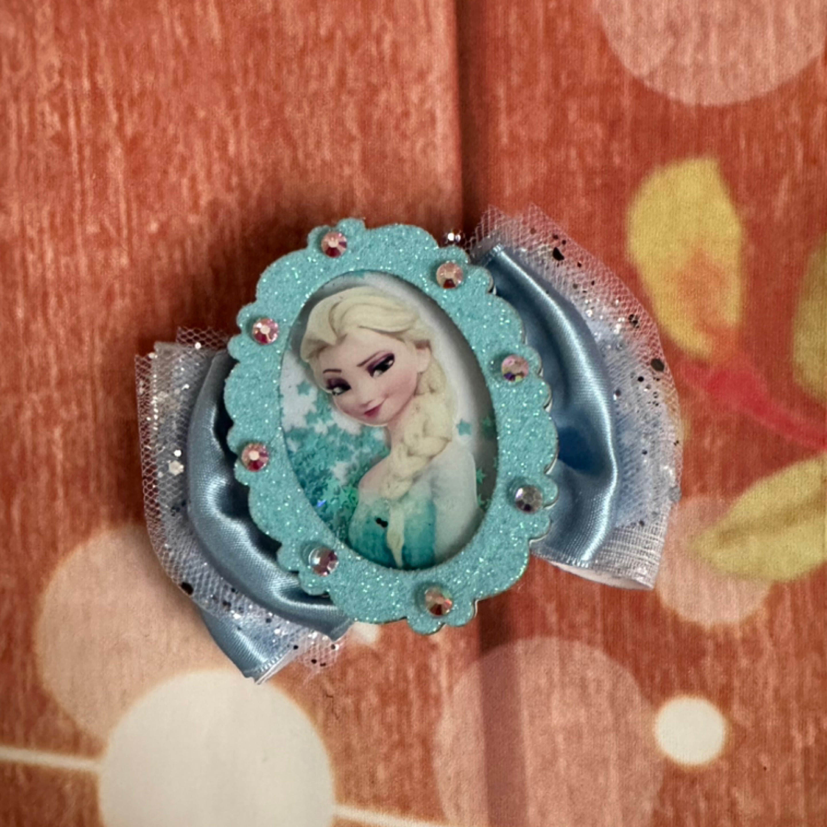 Piggy size frozen bow