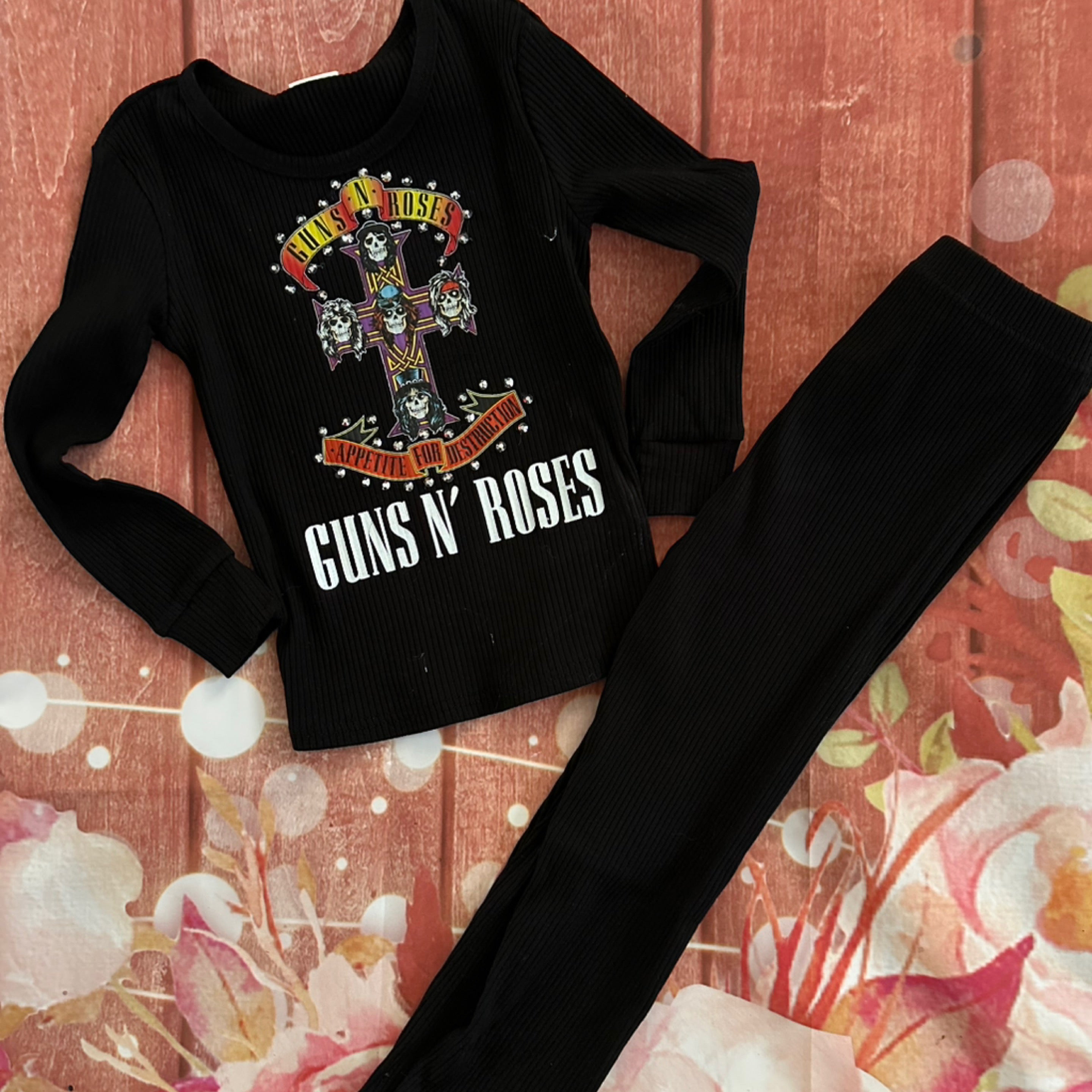 PRE ORDER Guns N’ Roses lounge set