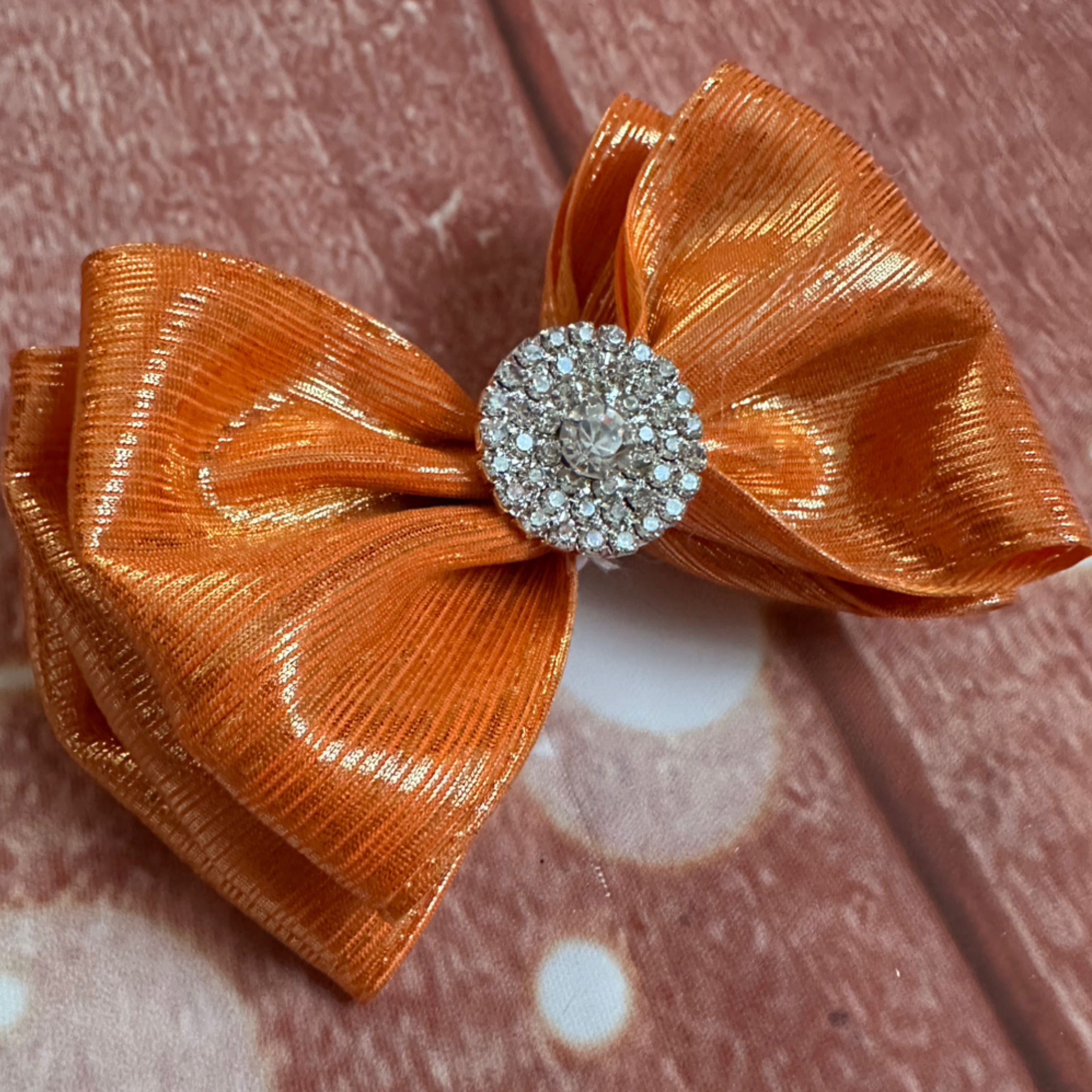 Orange piggy clip