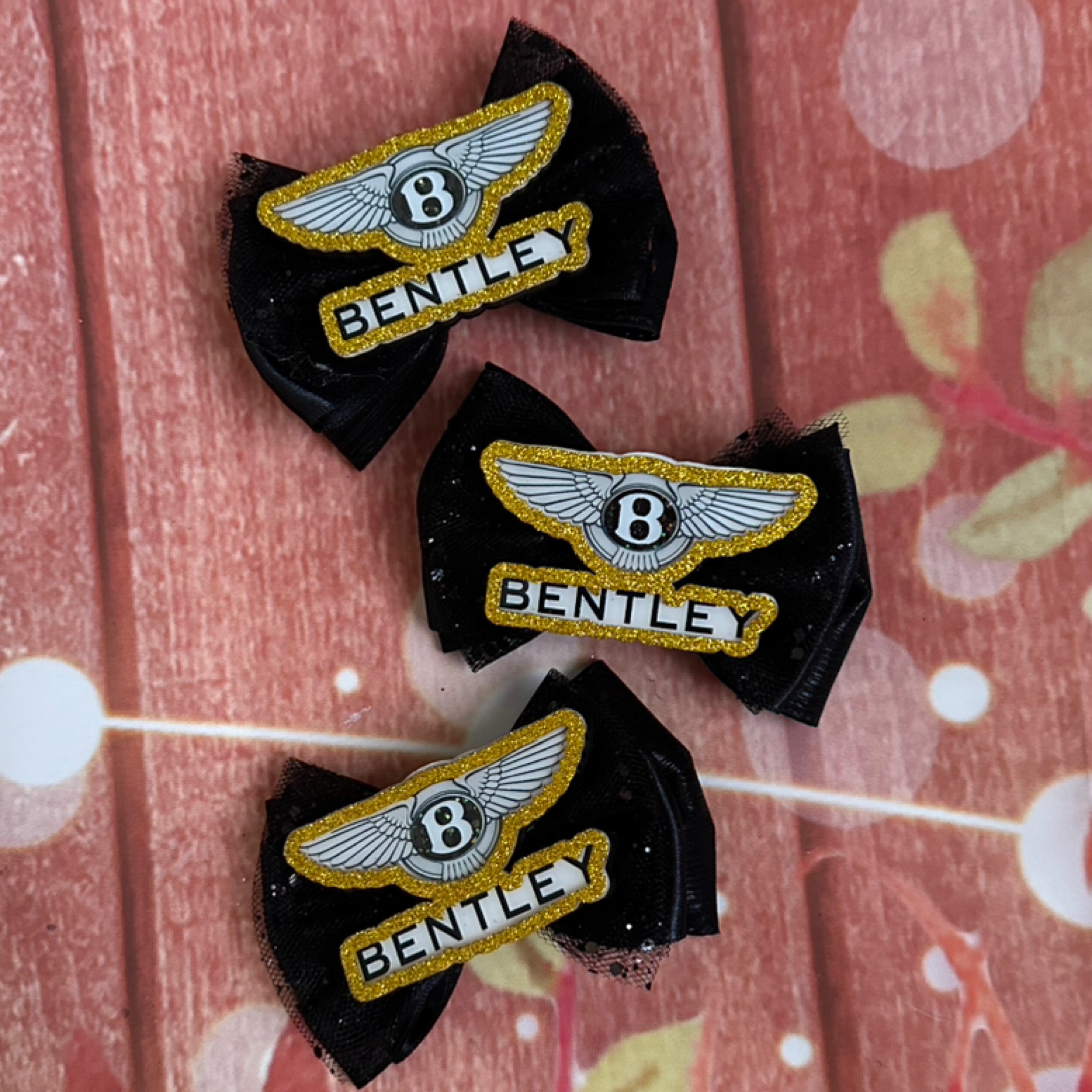 Piggy size Bentley hair bow