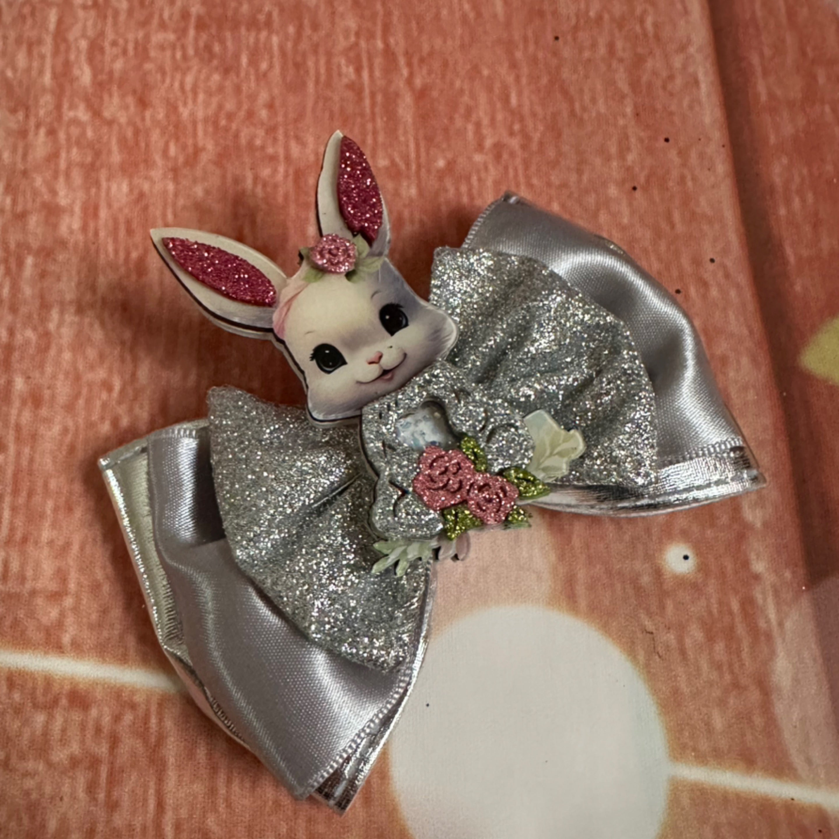 Bunny piggy clip