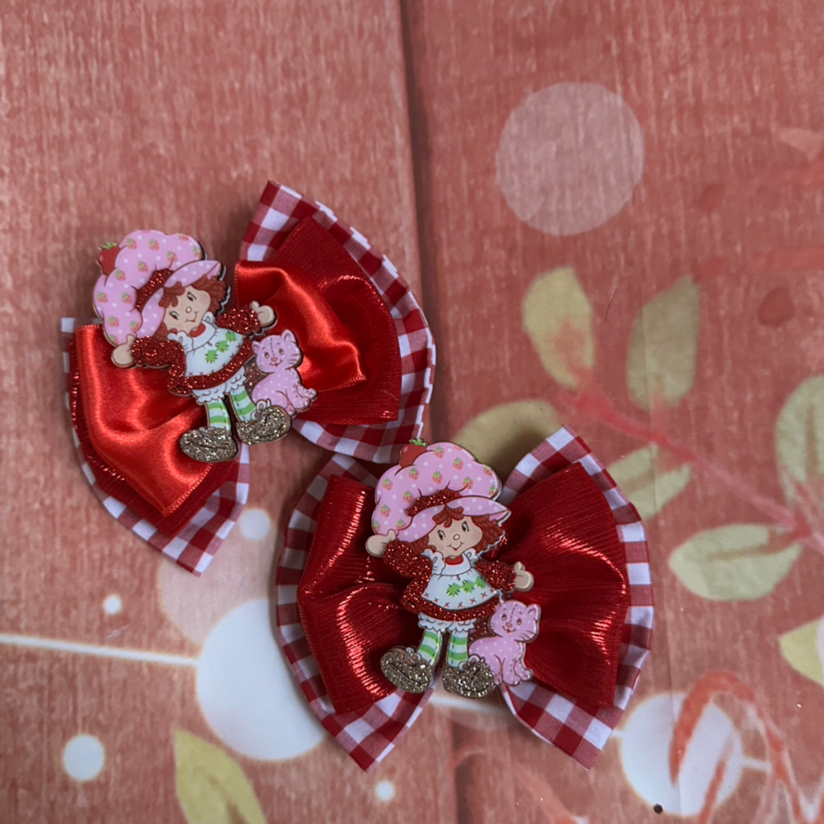 Strawberry short cake hair bows