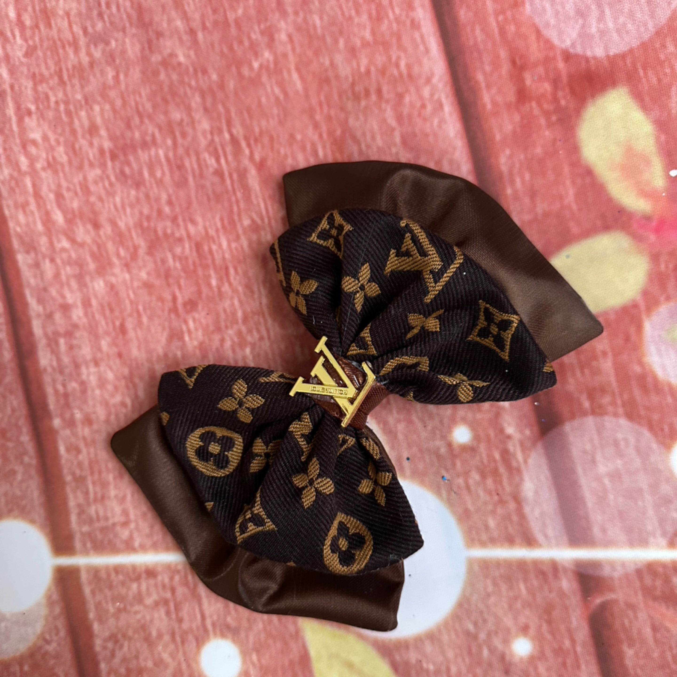 5 inch LV hair clip