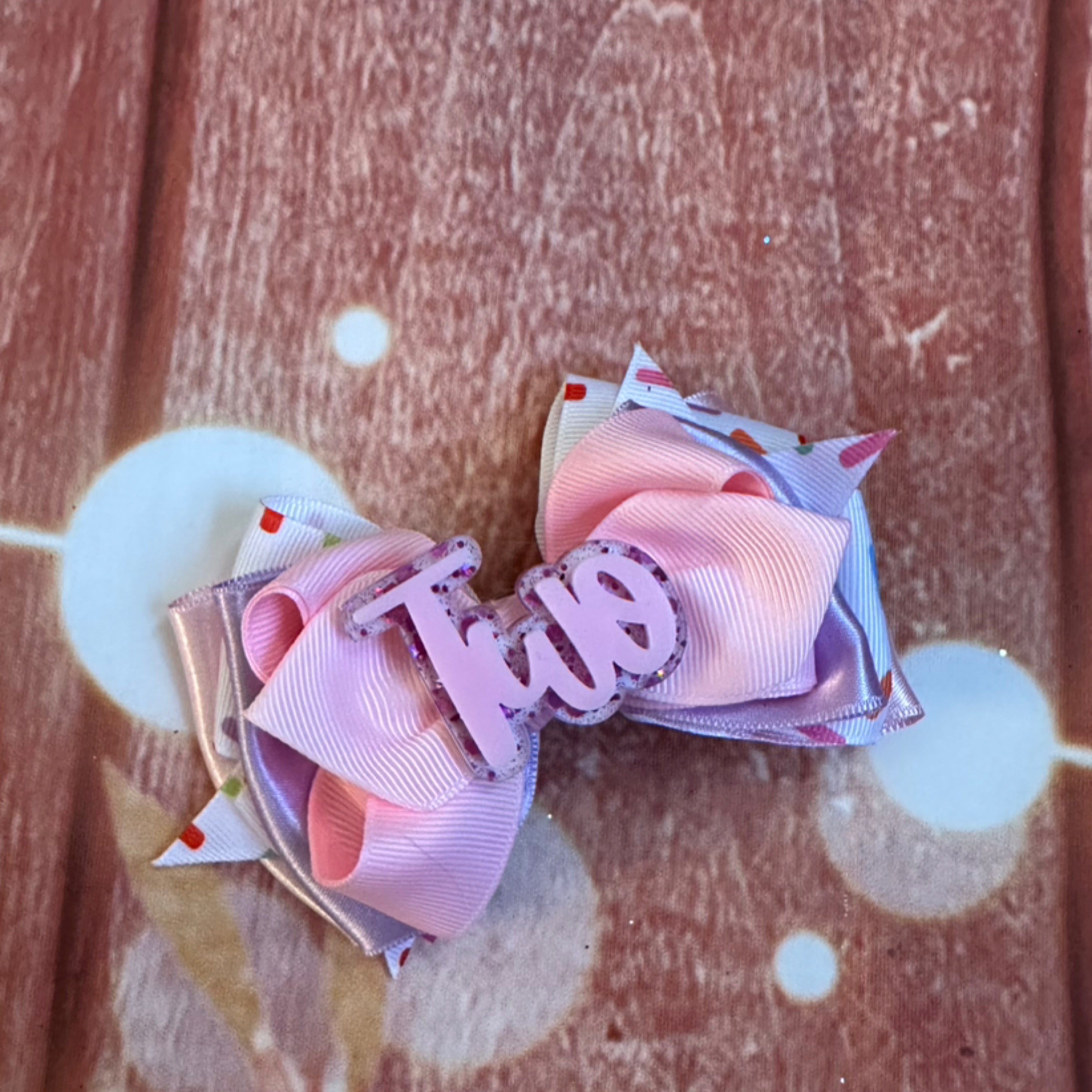 Second birthday piggy size clip