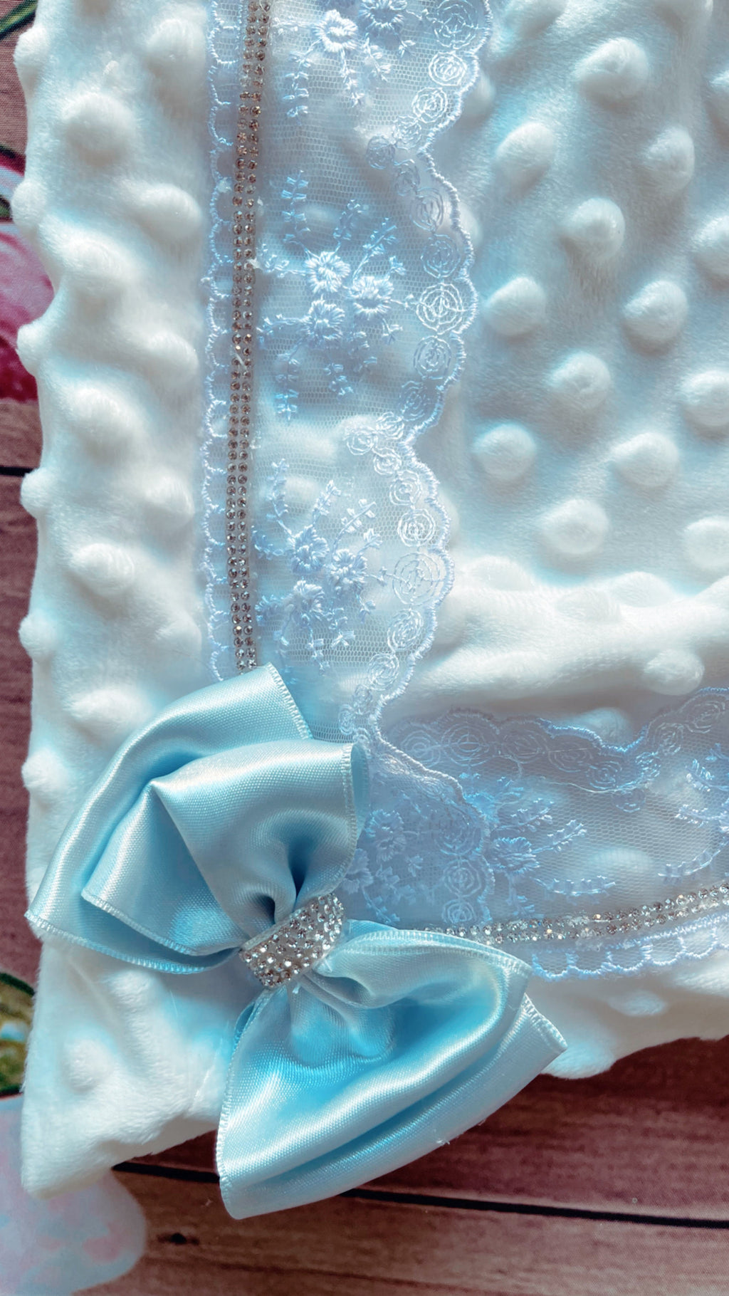 Baby bow prince blanket