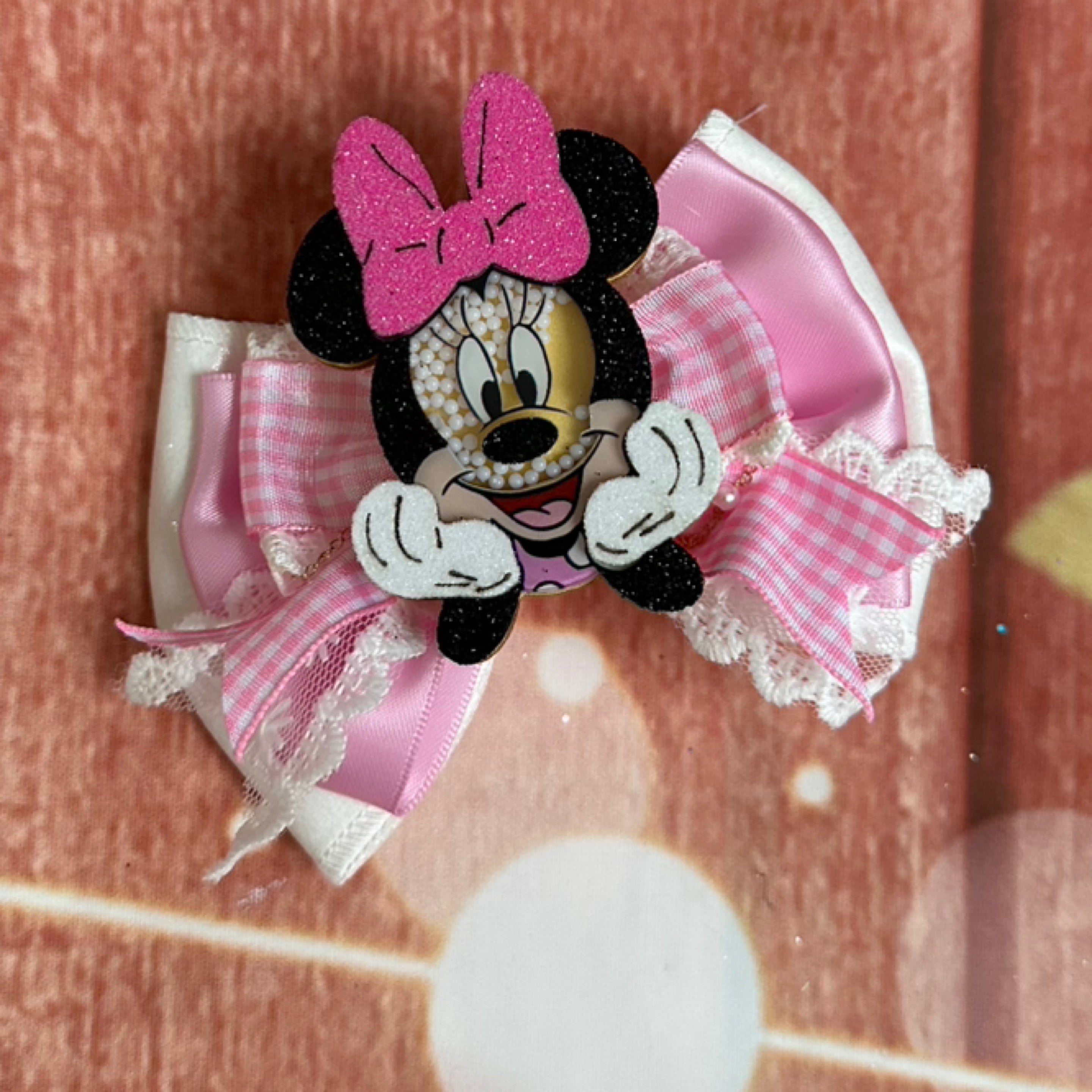 Minnie Mouse 4 inch hair clip